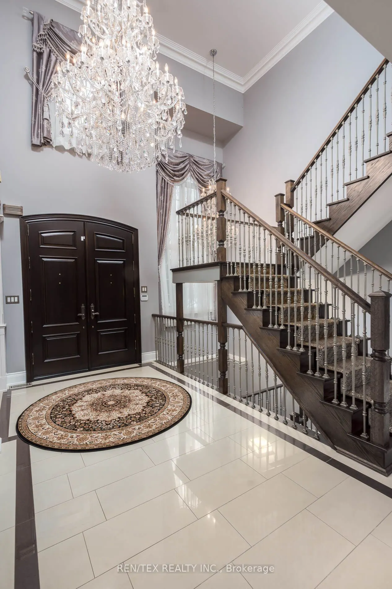 106 Stallions Court