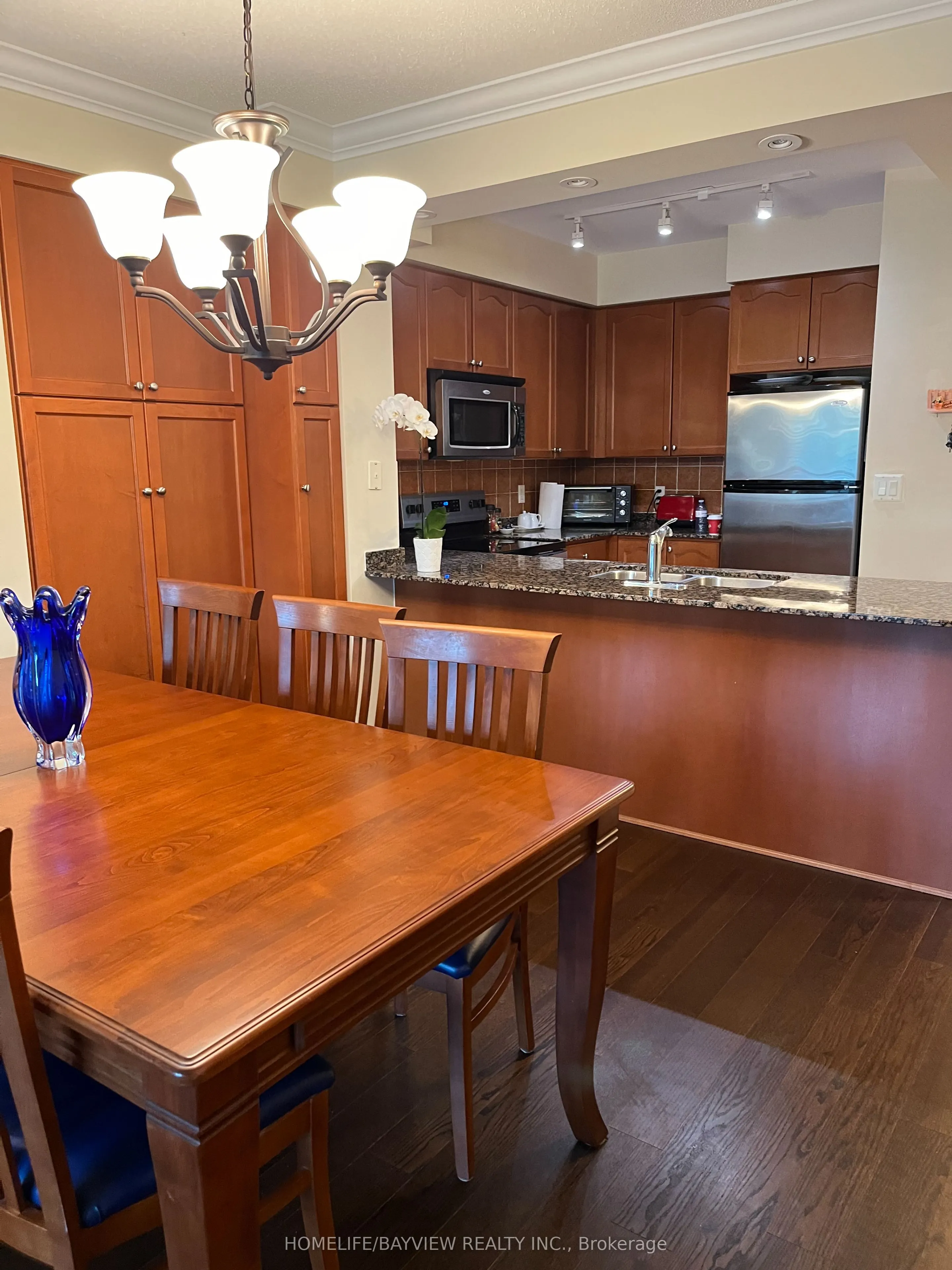 100 promenade Circle #205