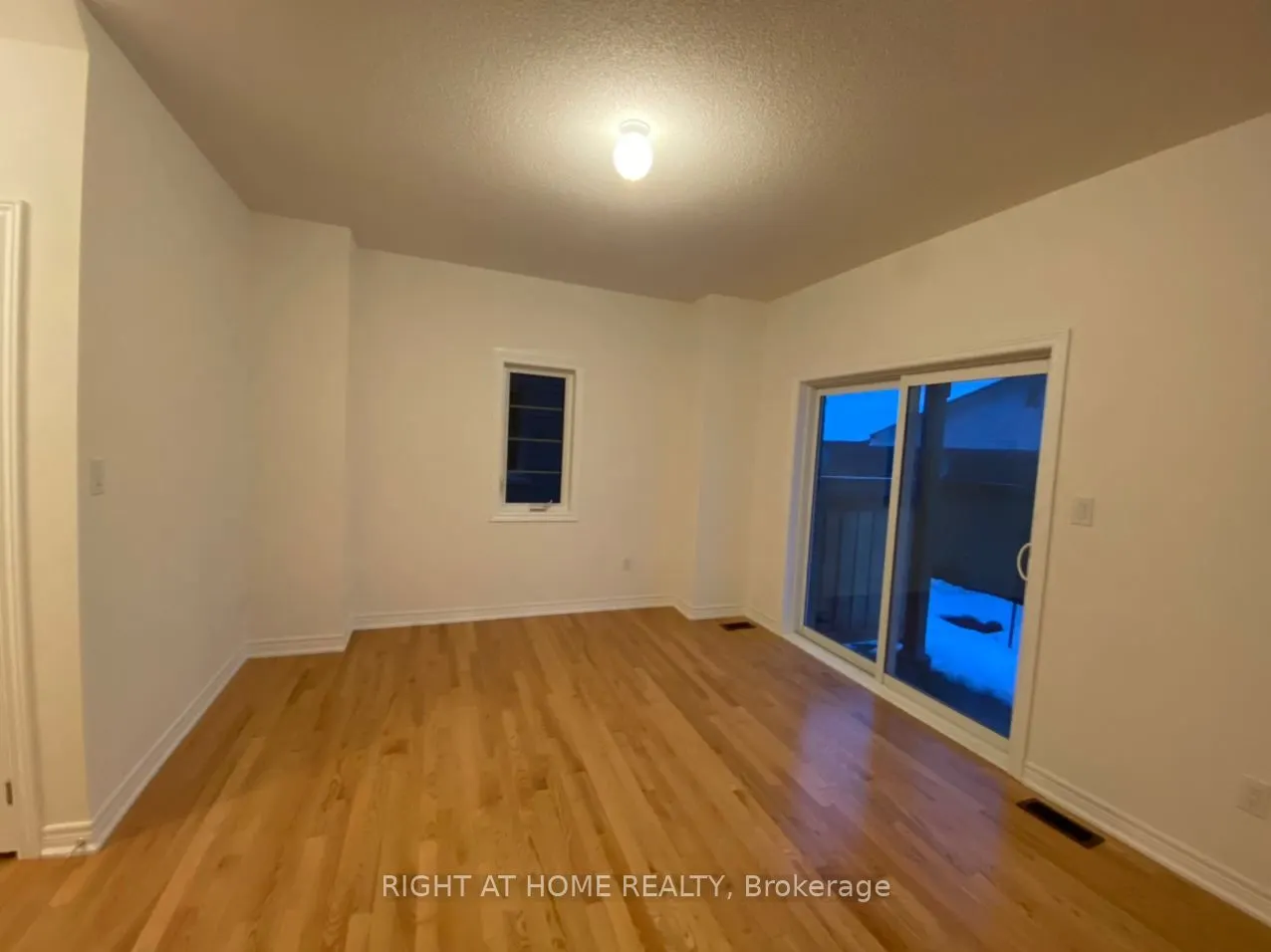 12 Globemaster Lane