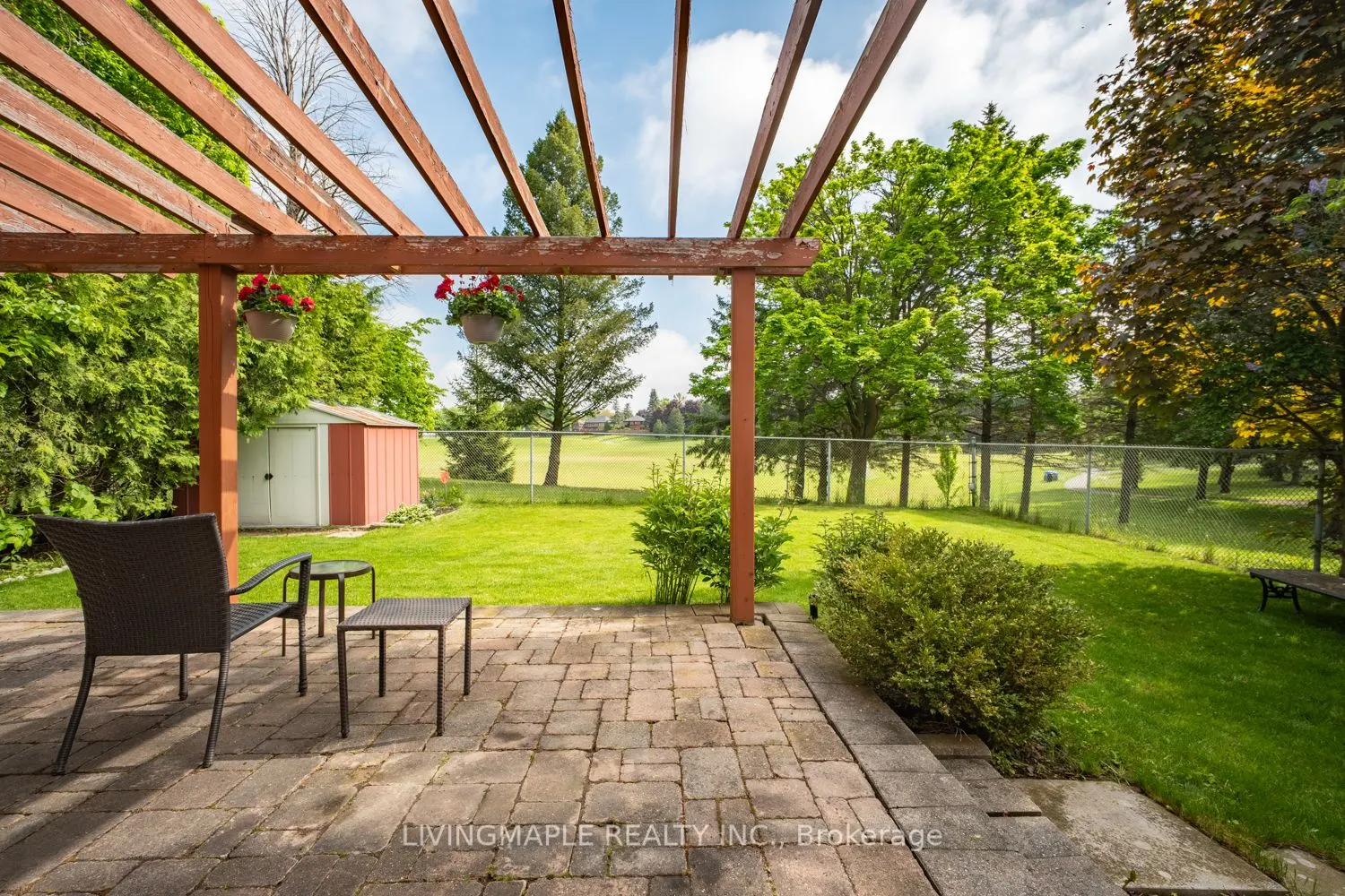 110 FINCHAM Avenue