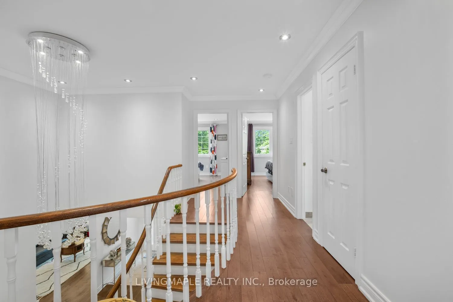 110 FINCHAM Avenue