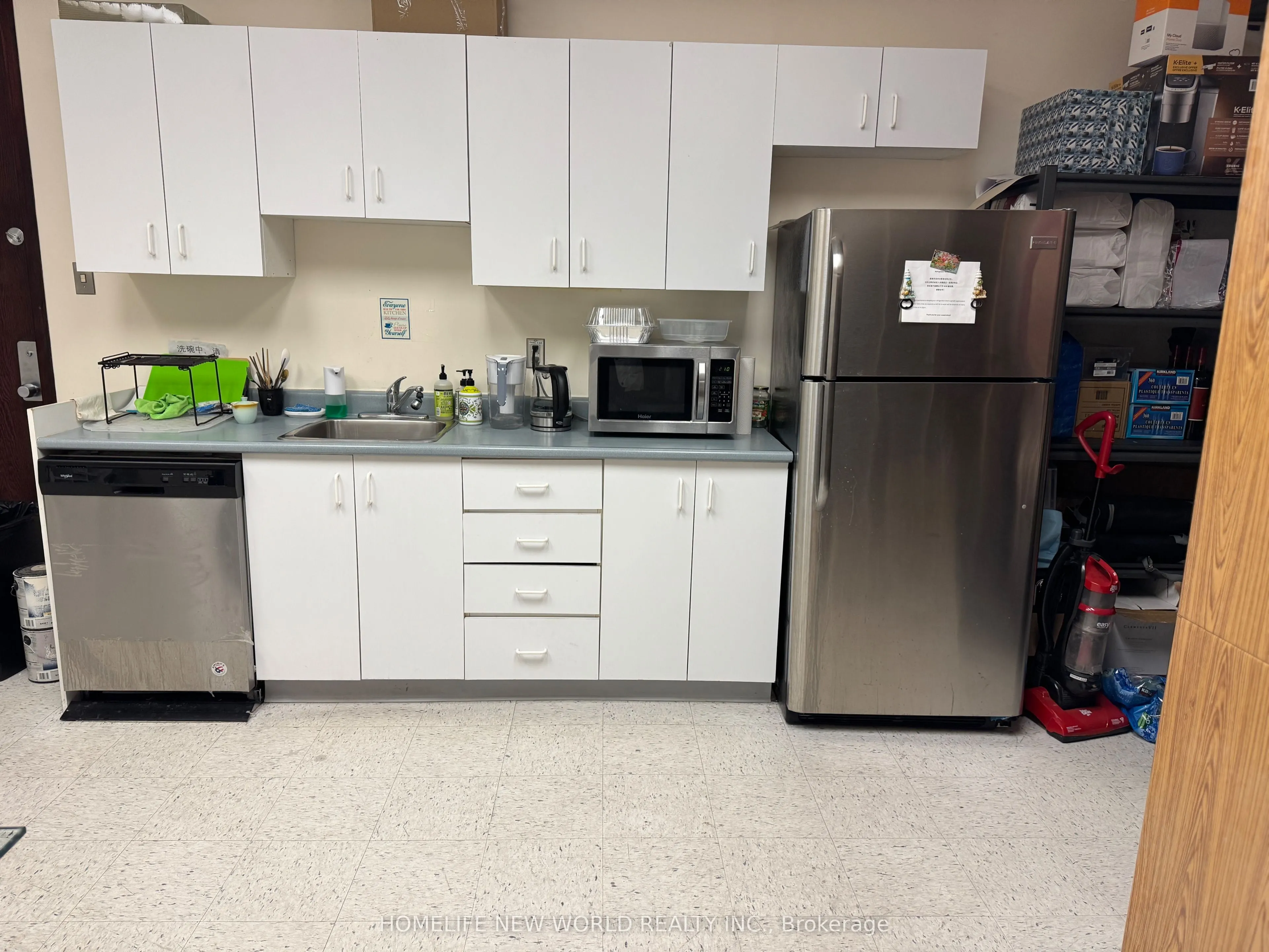 80 Tiverton Court, #208