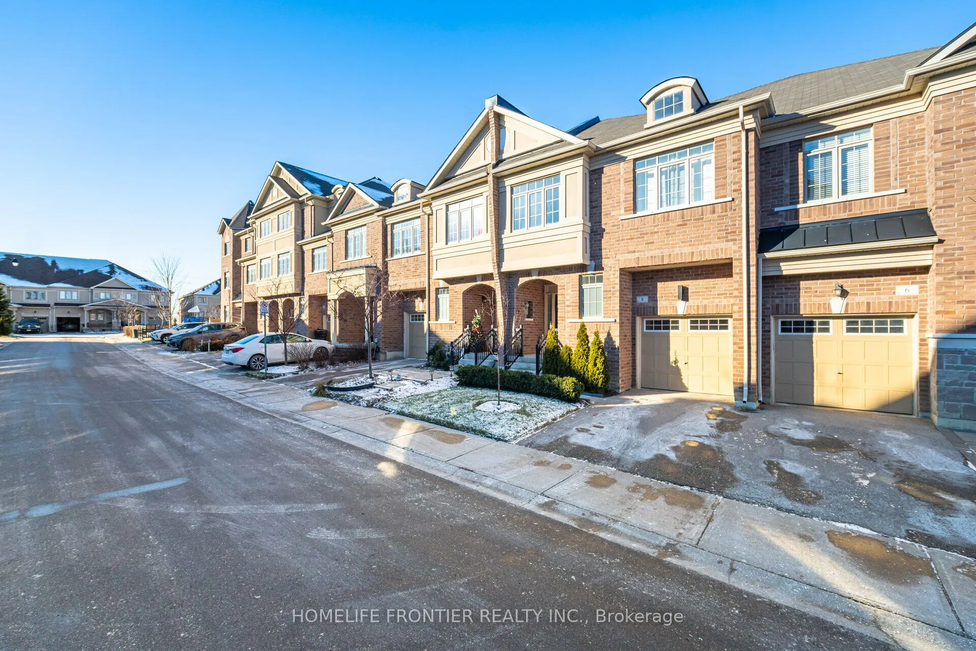8 Ruffle Lane