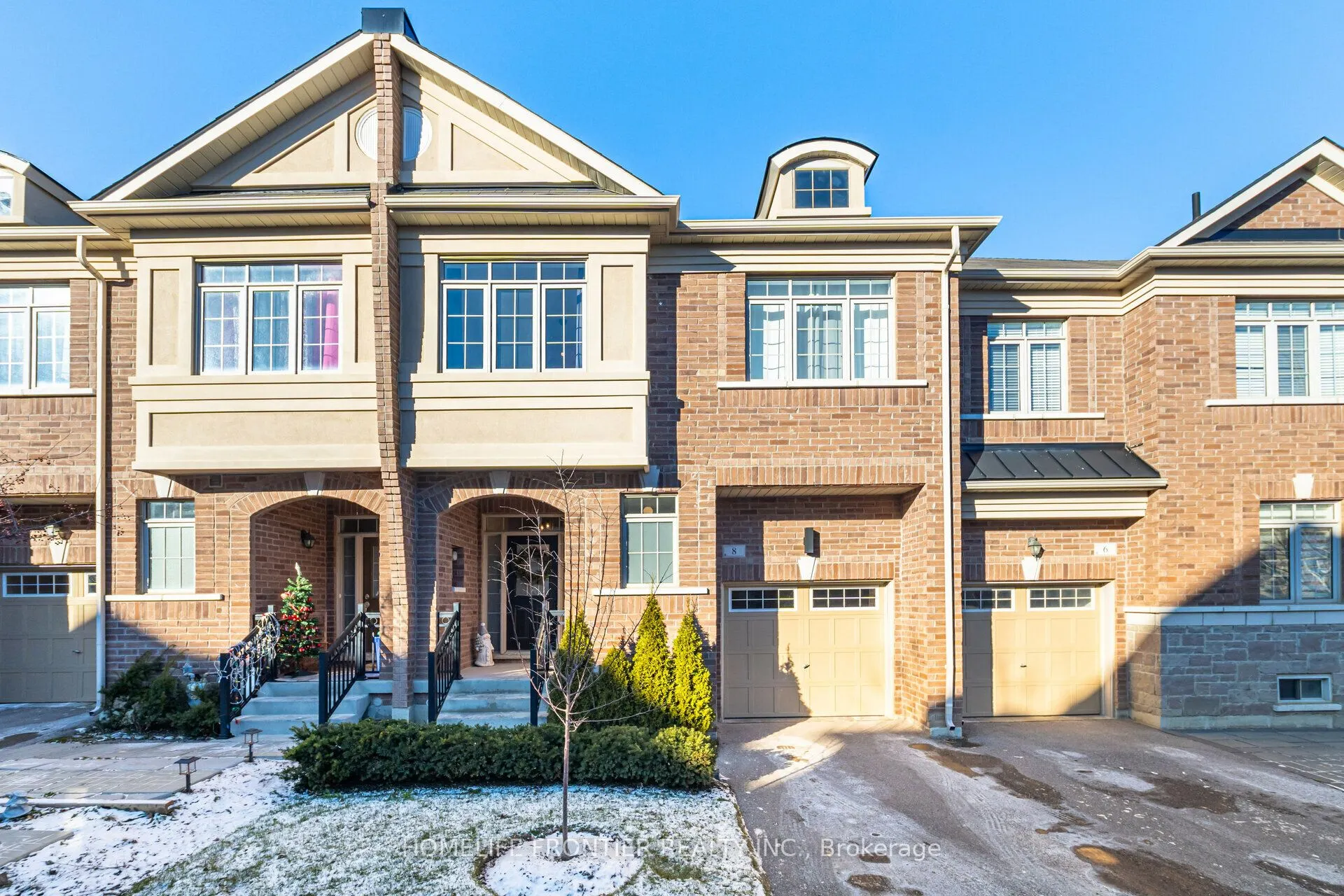 8 Ruffle Lane