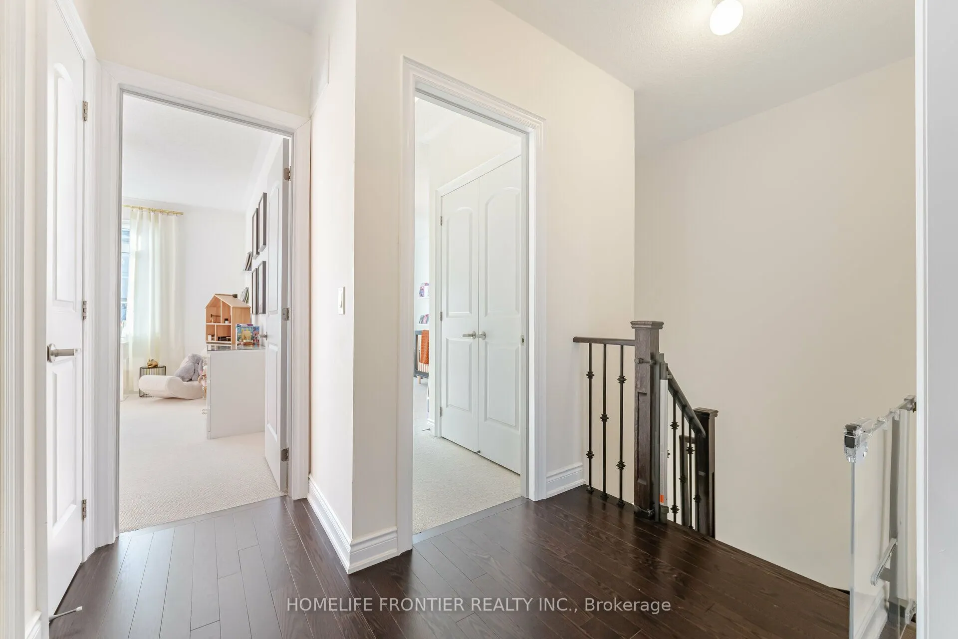 8 Ruffle Lane