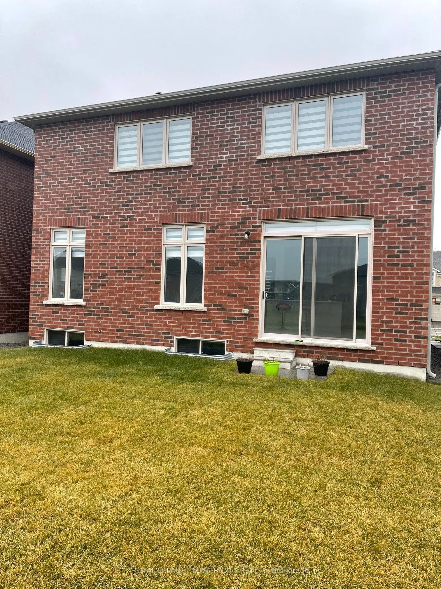 26 Hummingbird Grove