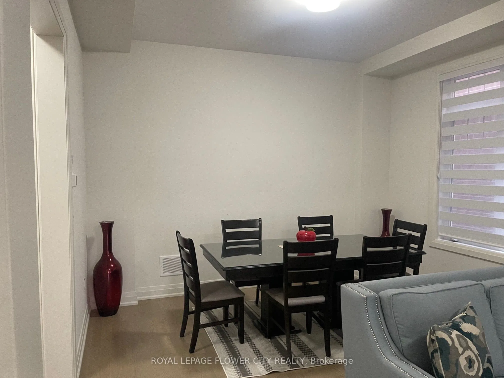 26 Hummingbird Grove