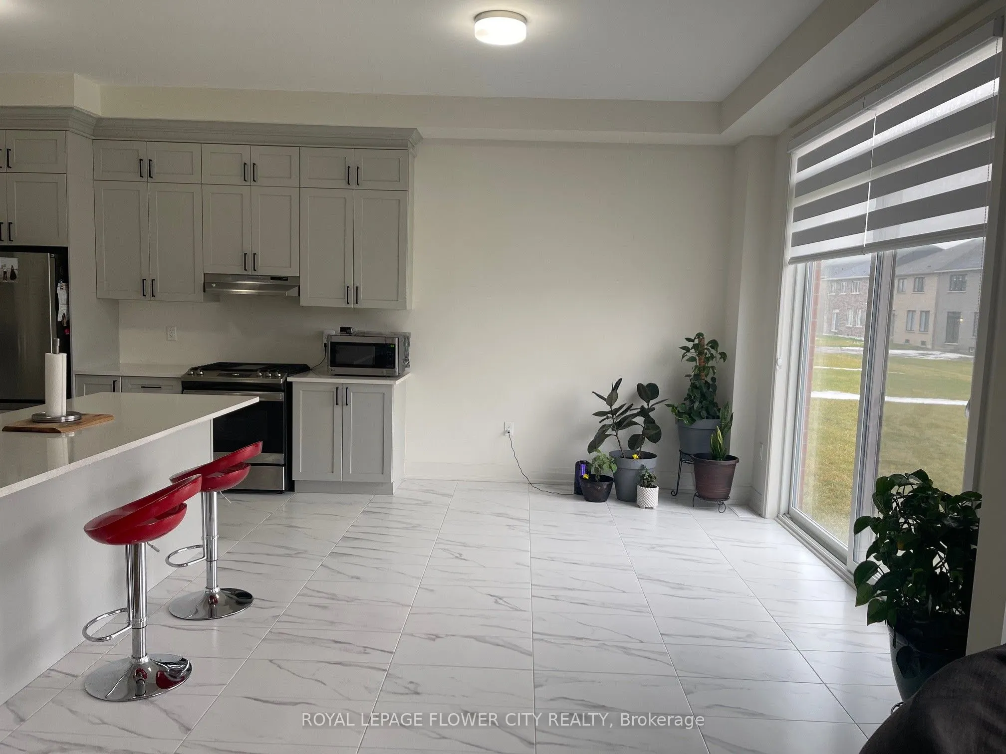 26 Hummingbird Grove