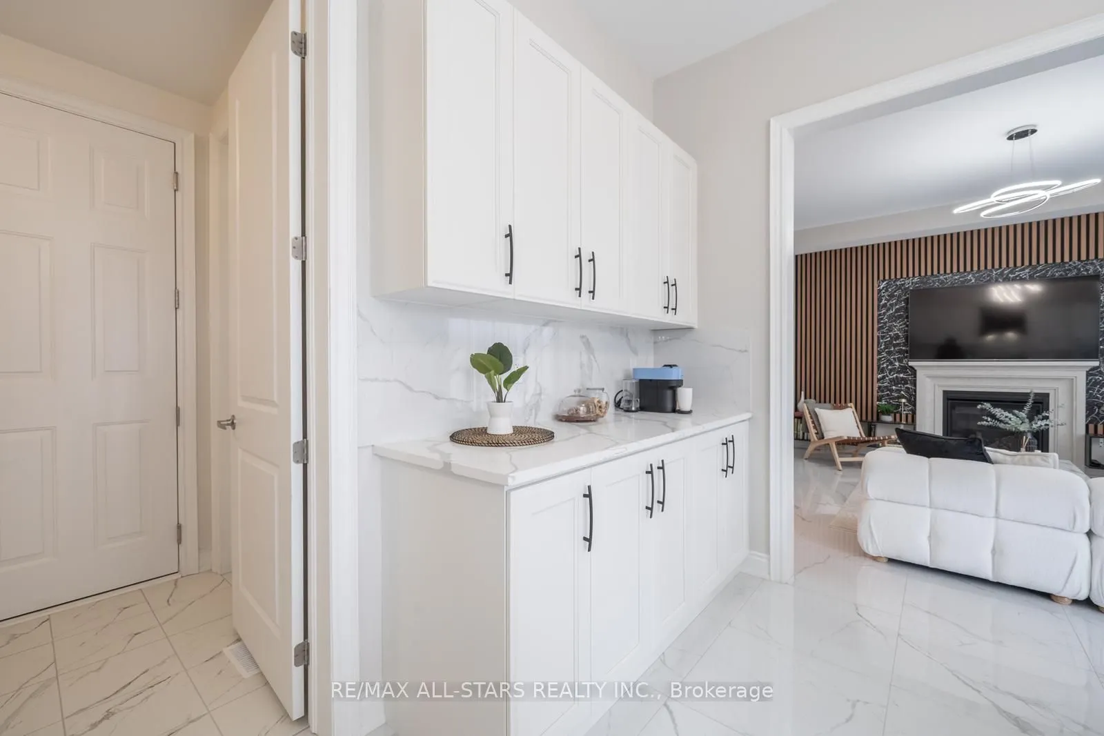 7 Ballanview Court