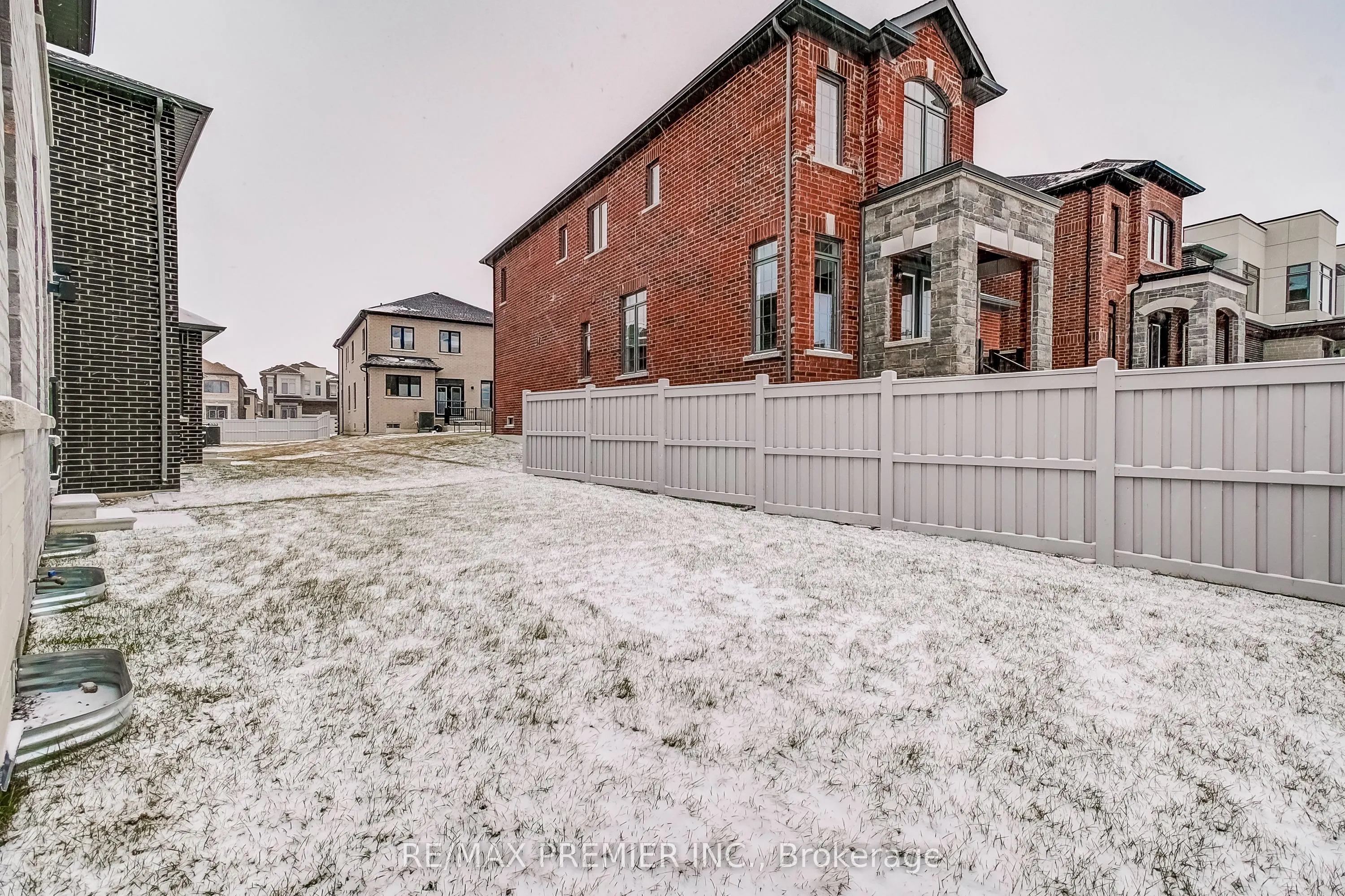 231 Fallharvest Way