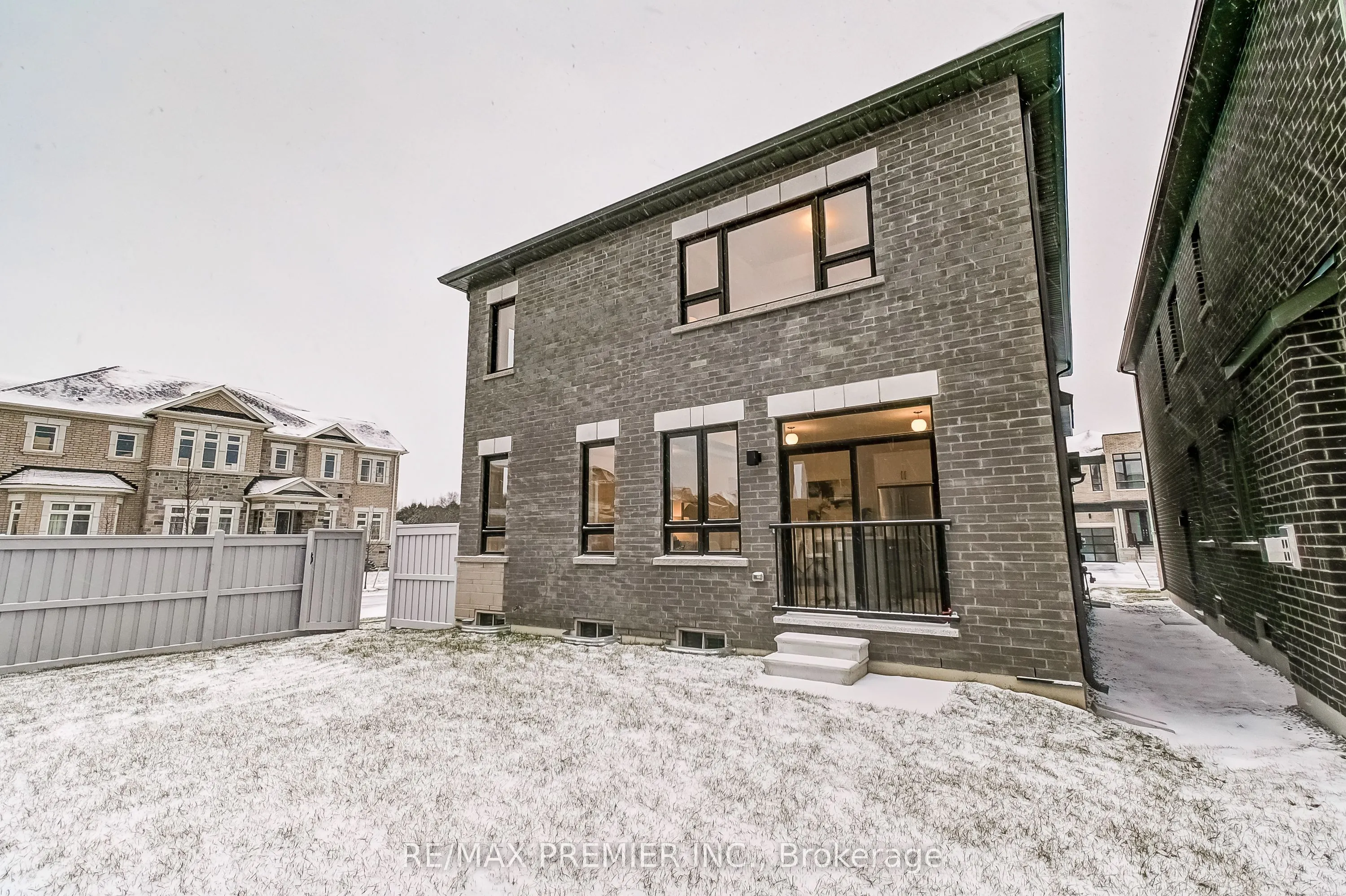 231 Fallharvest Way