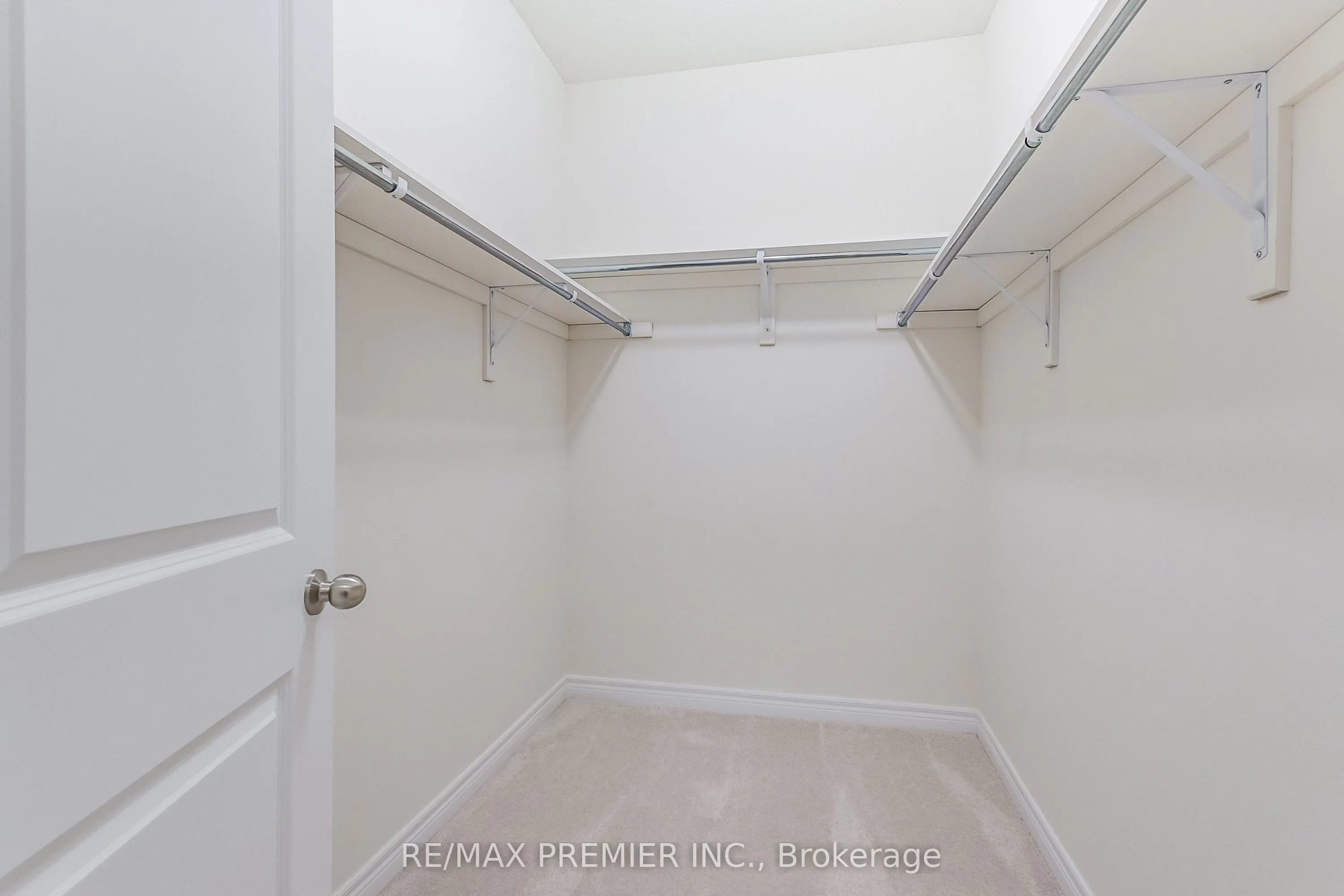 231 Fallharvest Way