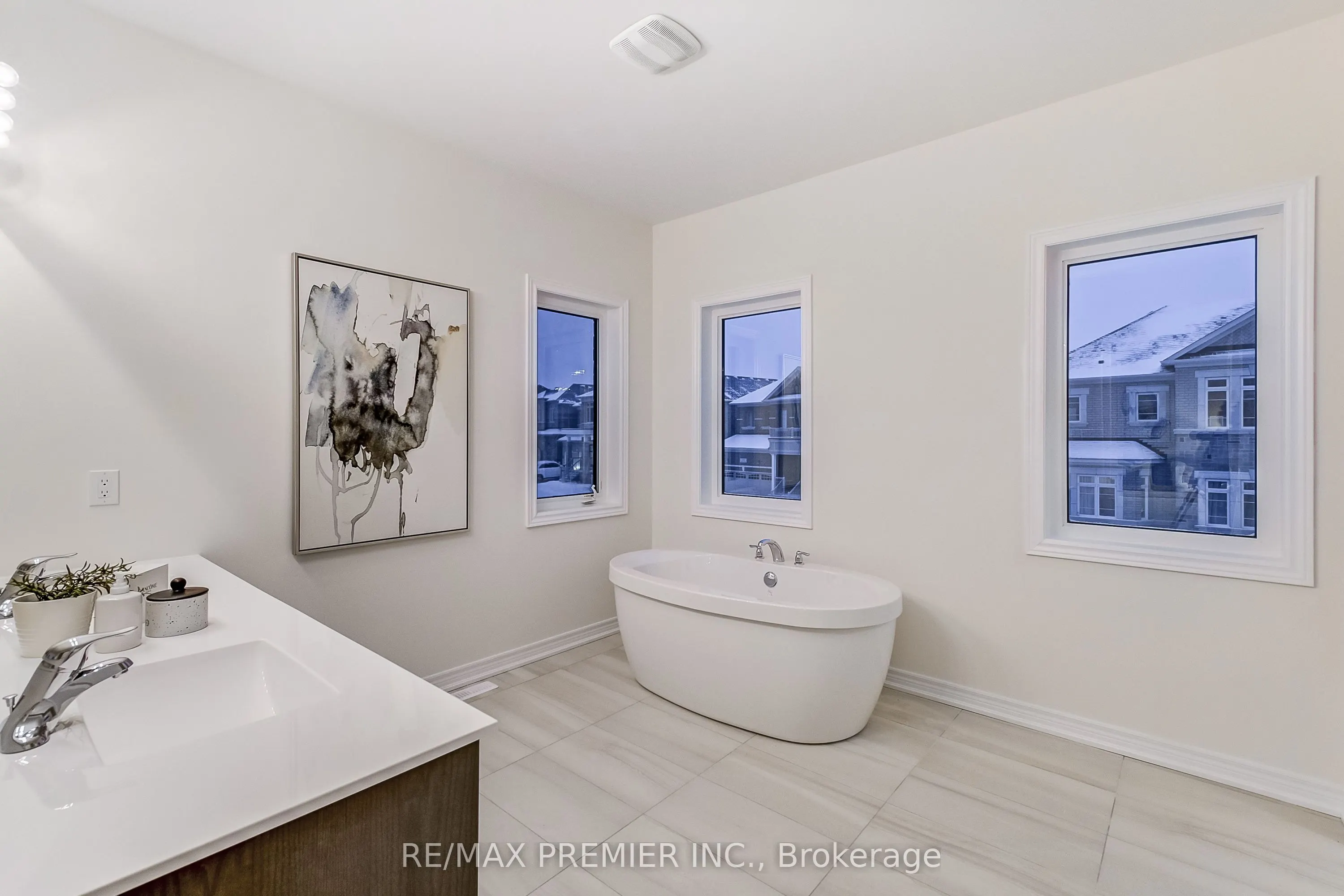 231 Fallharvest Way