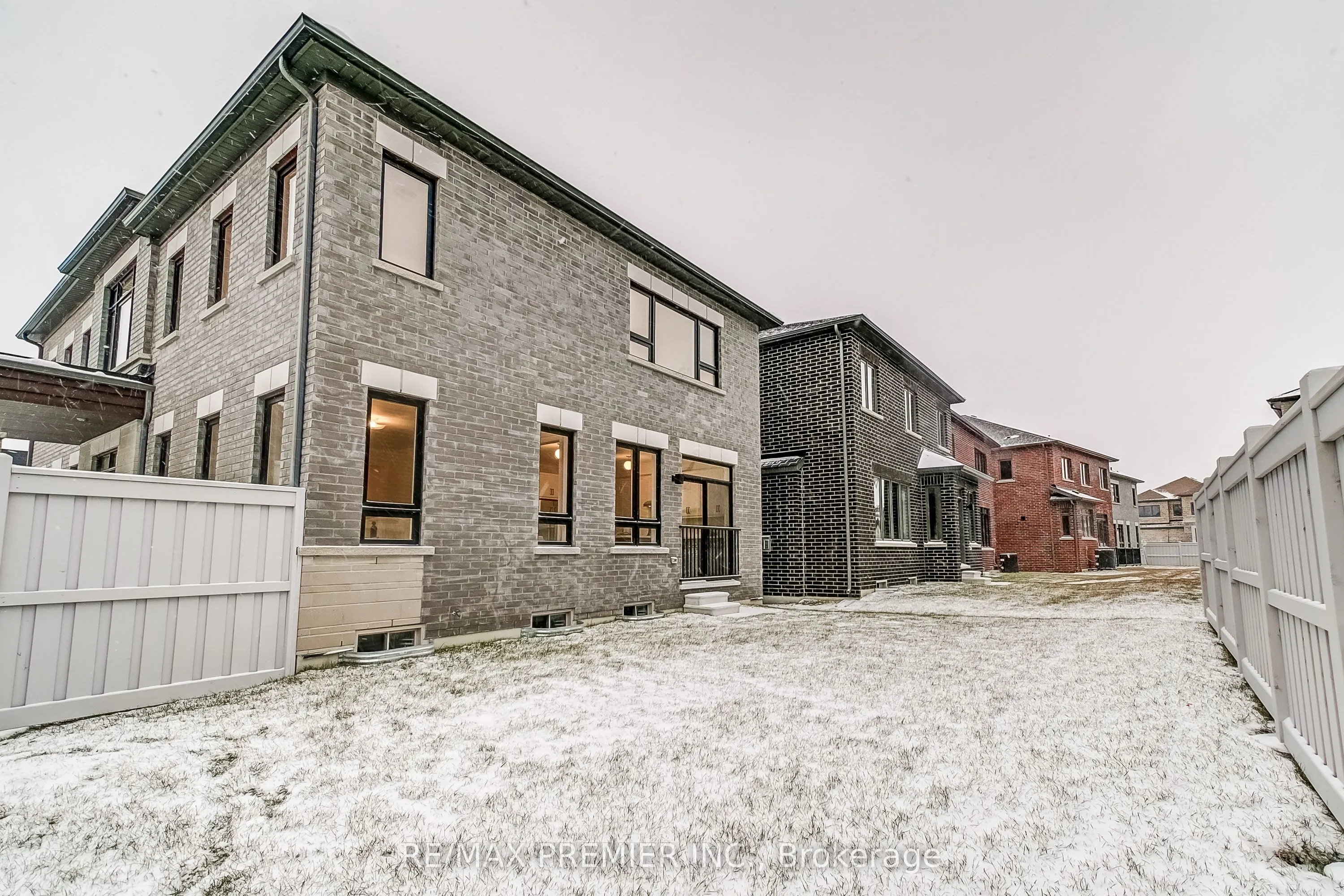 231 Fallharvest Way