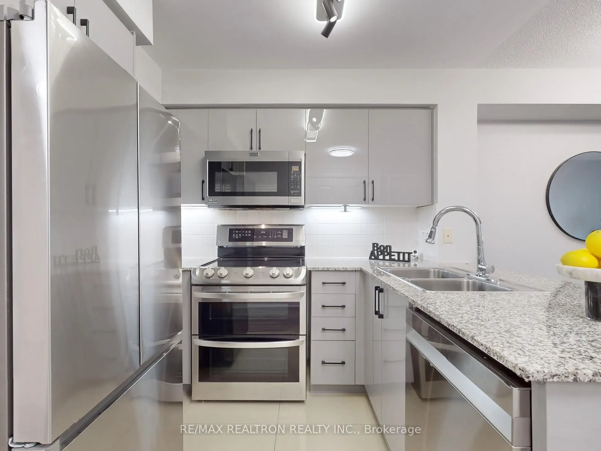 30 North Park Road, #1207