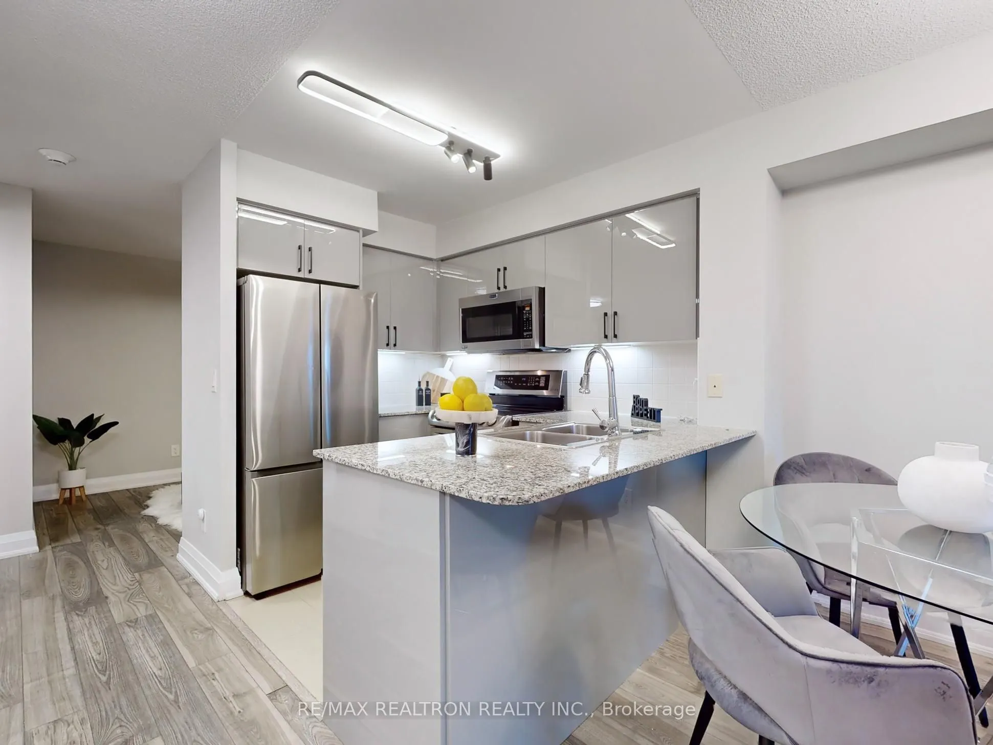 30 North Park Road, #1207