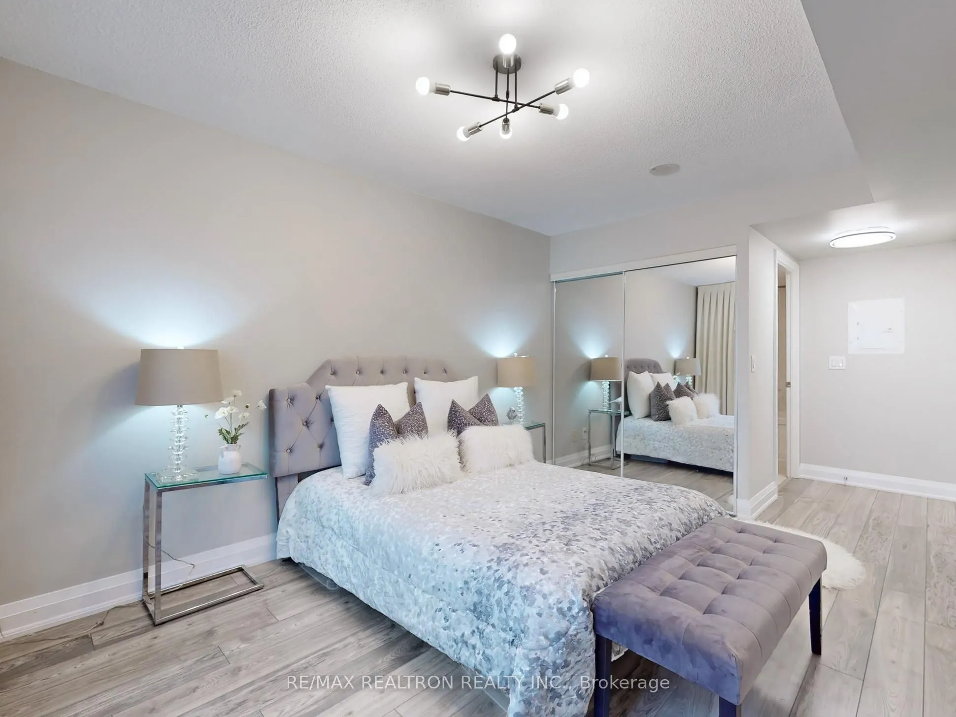 30 North Park Road, #1207