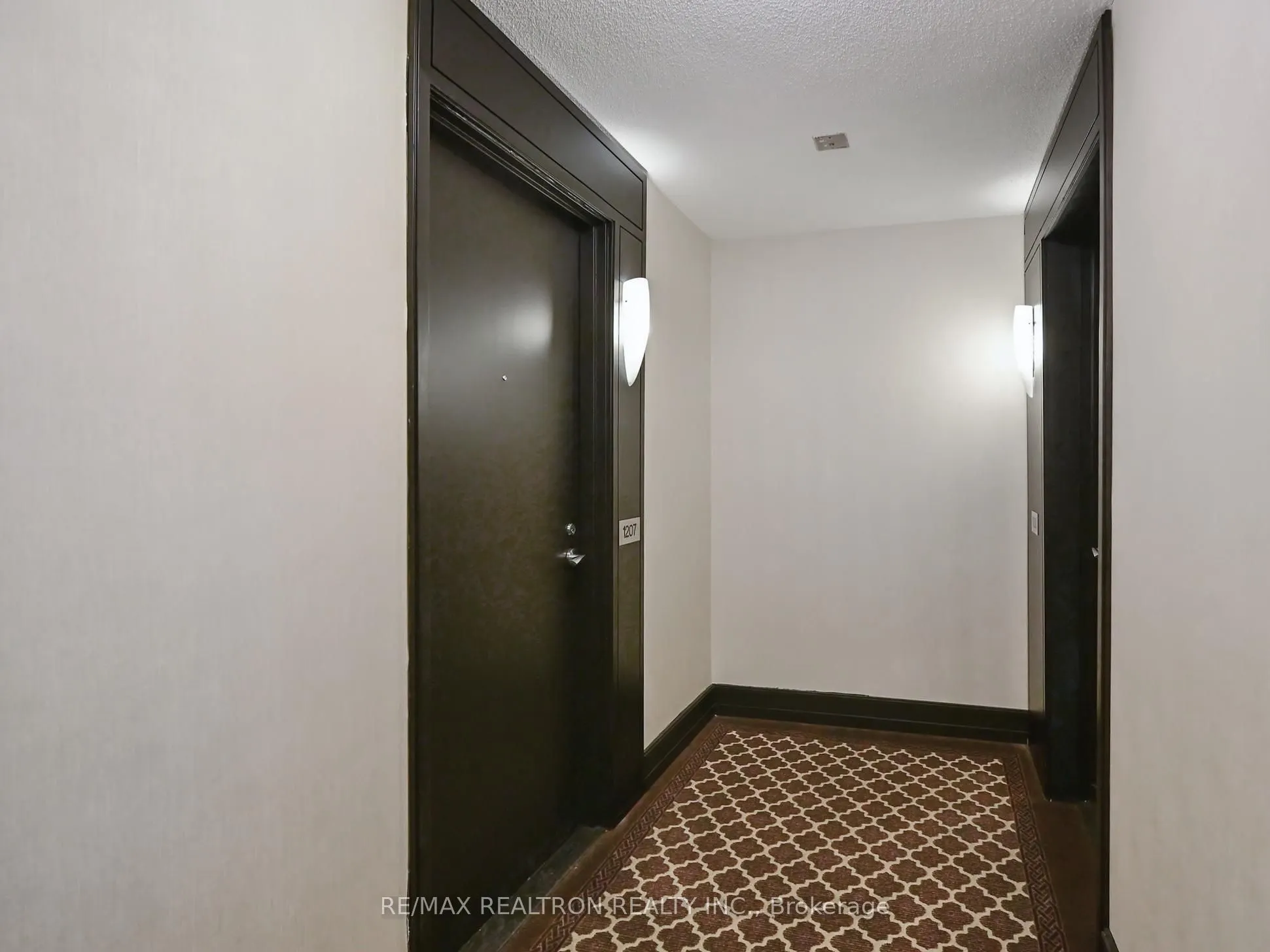 30 North Park Road, #1207