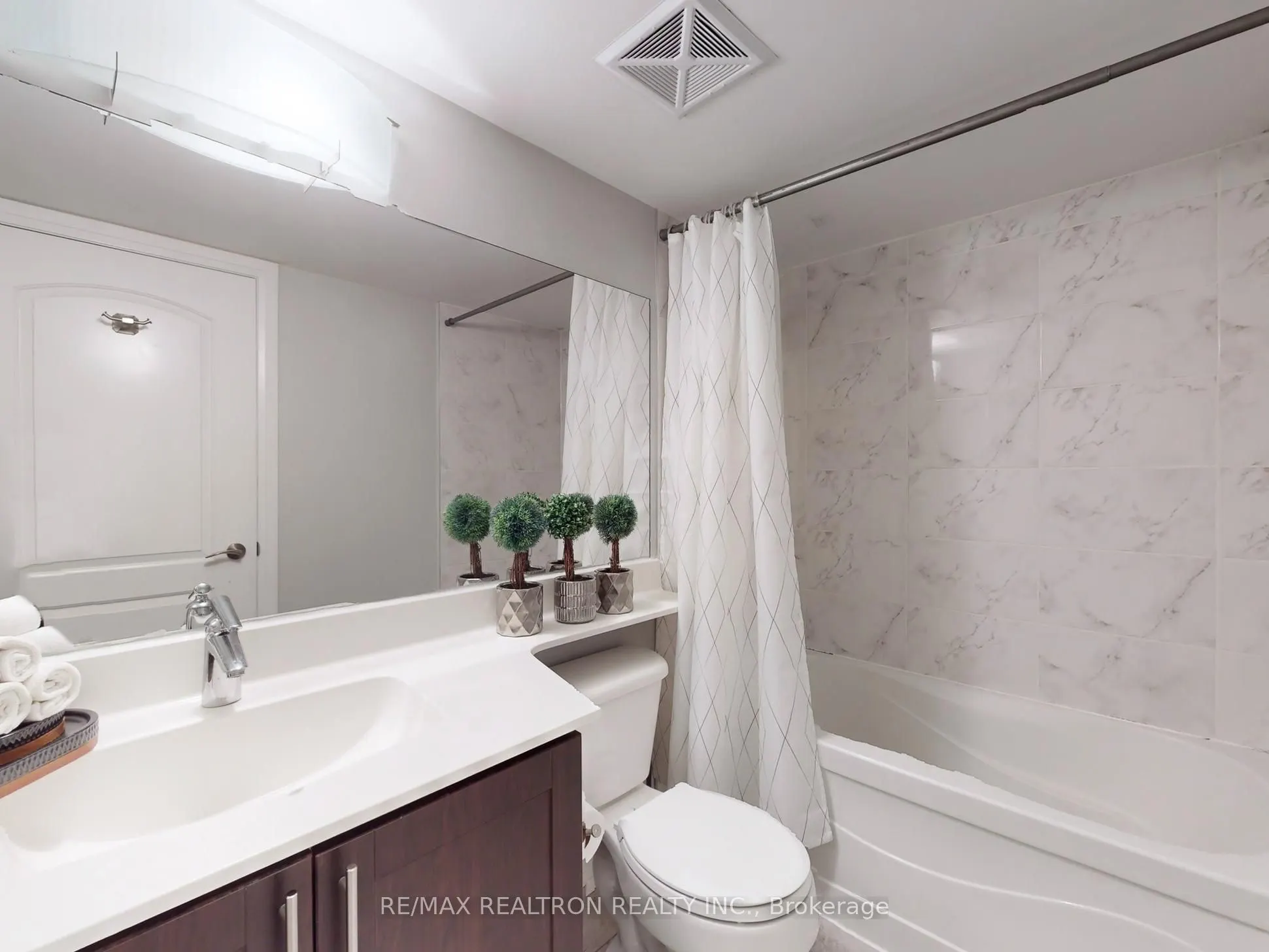 30 North Park Road, #1207