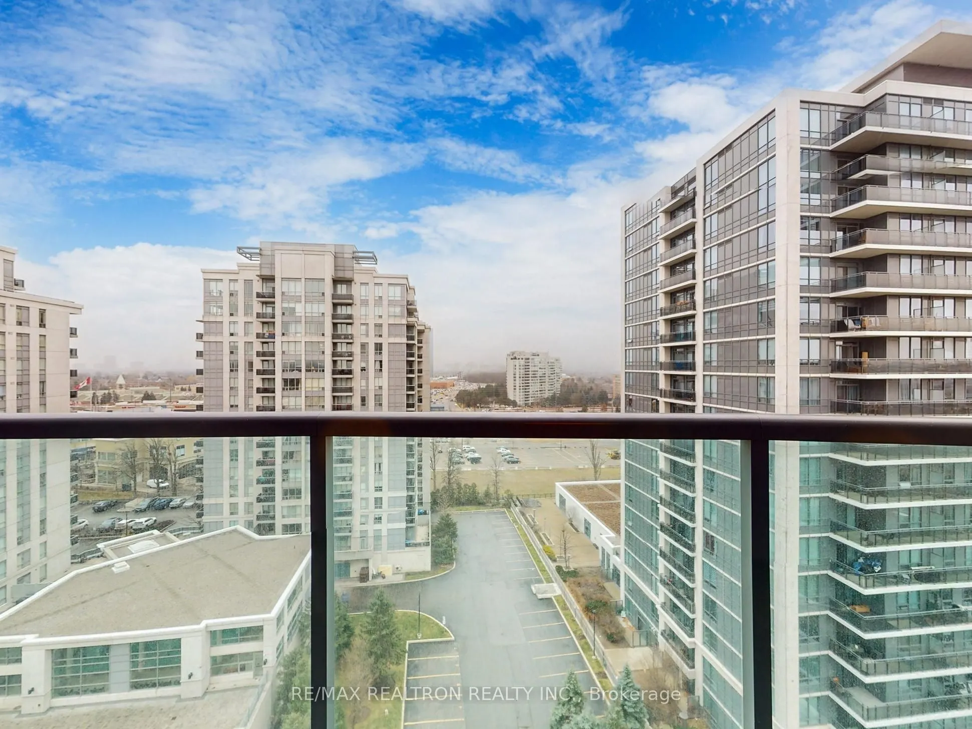 30 North Park Road, #1207