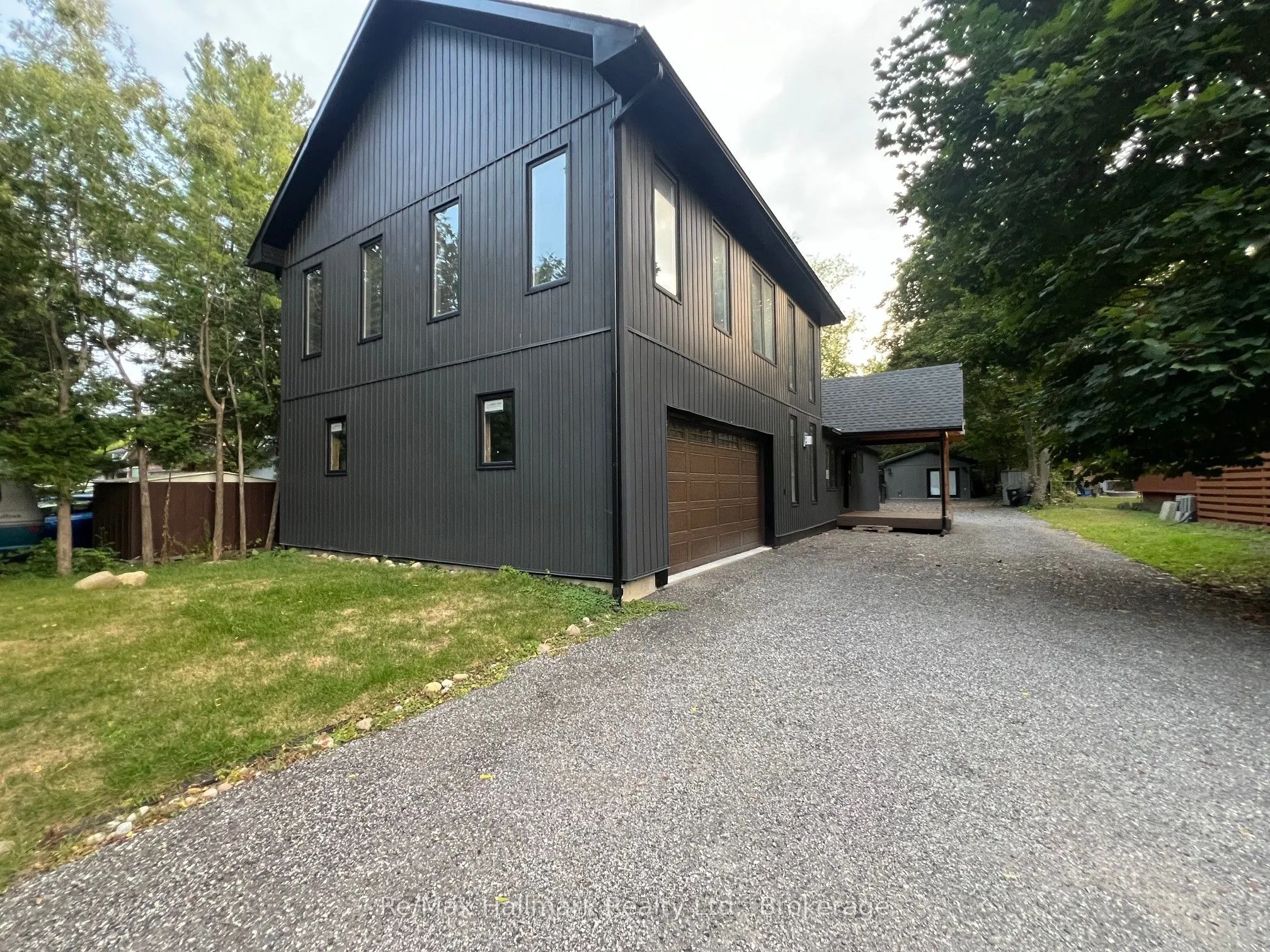 2041 Lilac Drive
