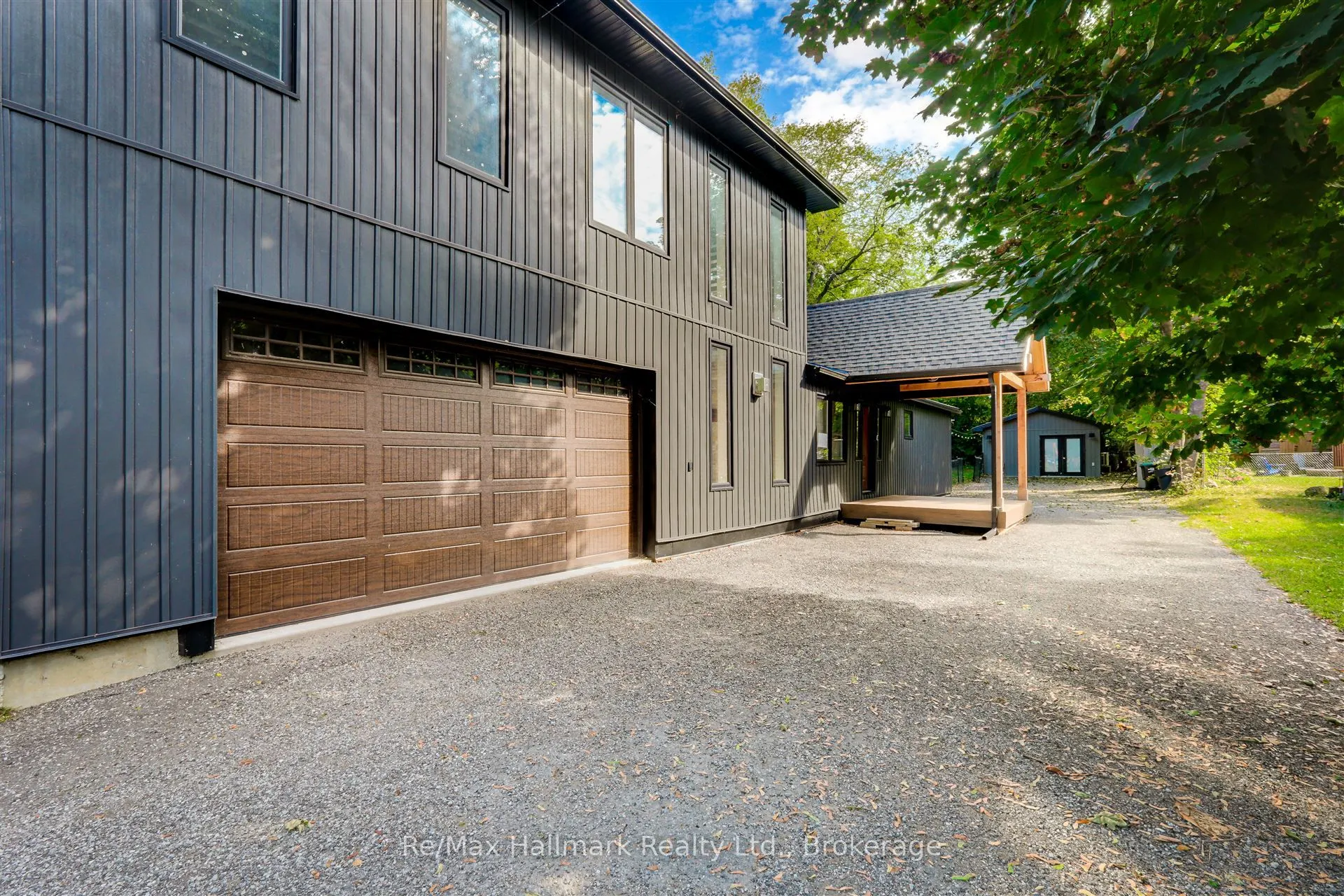 2041 Lilac Drive