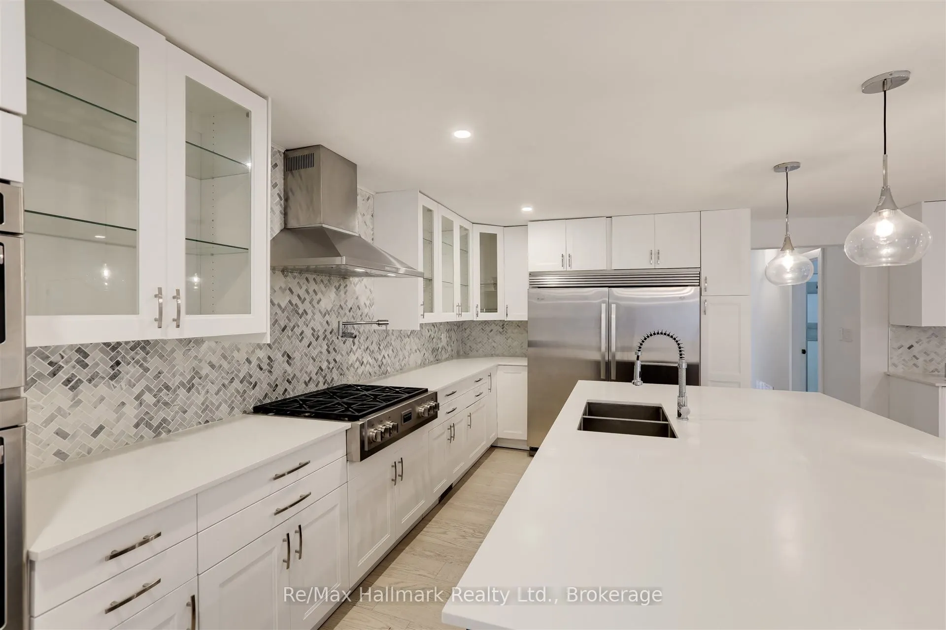 2041 Lilac Drive