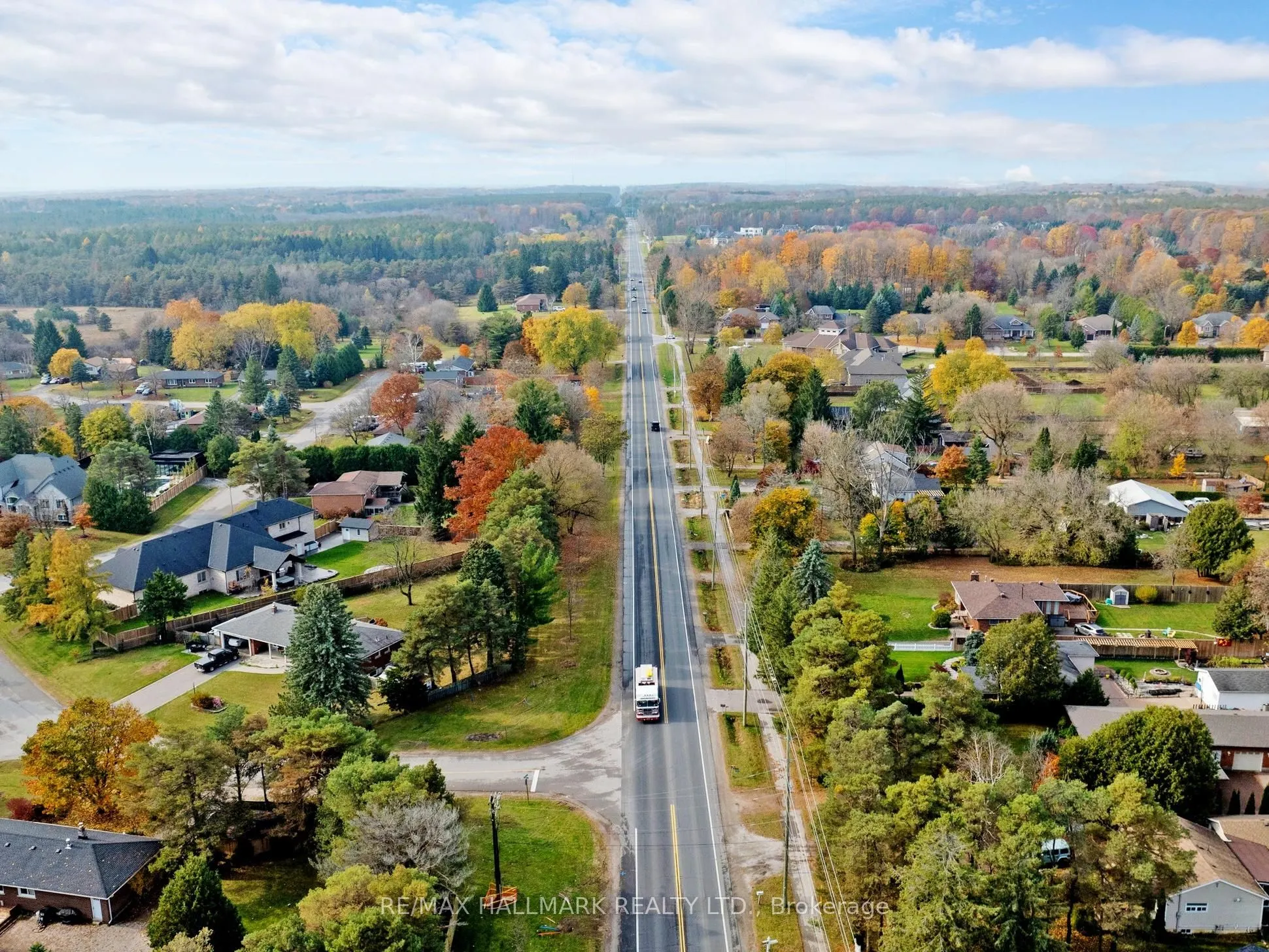 5193 Aurora Road