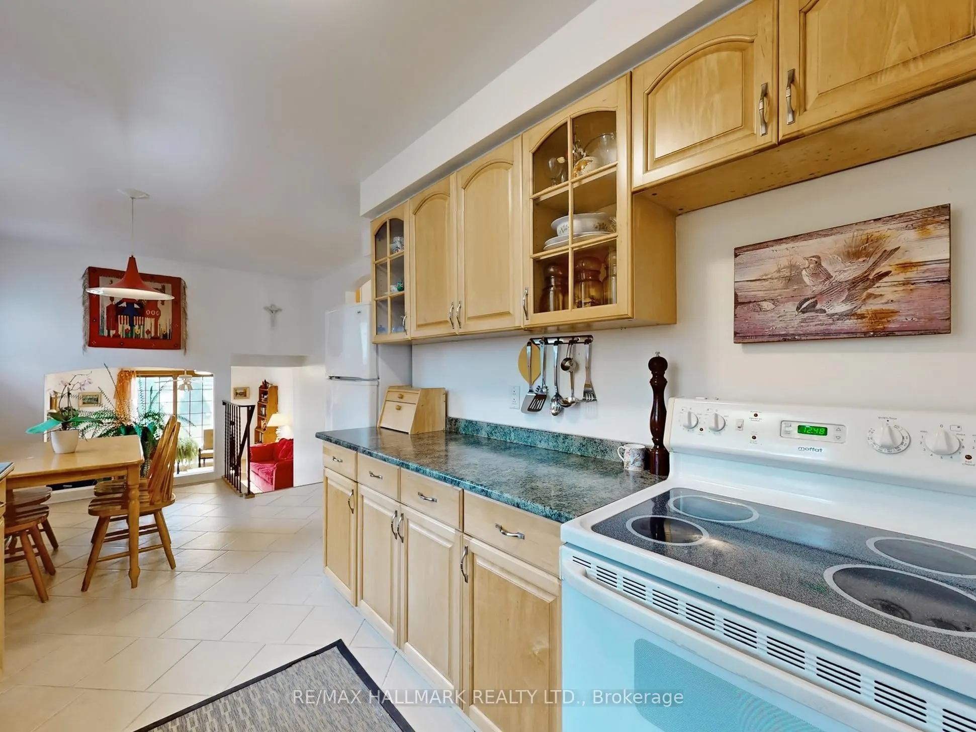 5193 Aurora Road