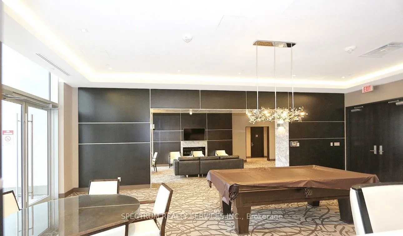 9600 YONGE Street #318B