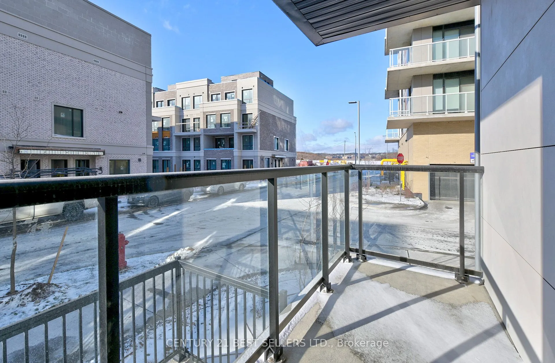8 David Eyer Road #1221