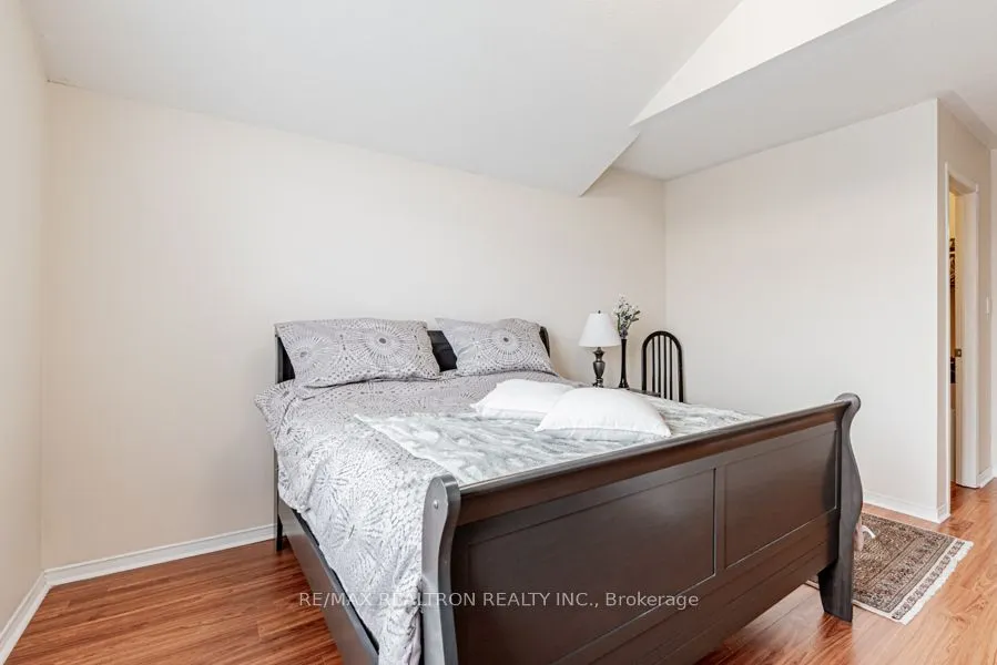 15 Brumstead Drive N
