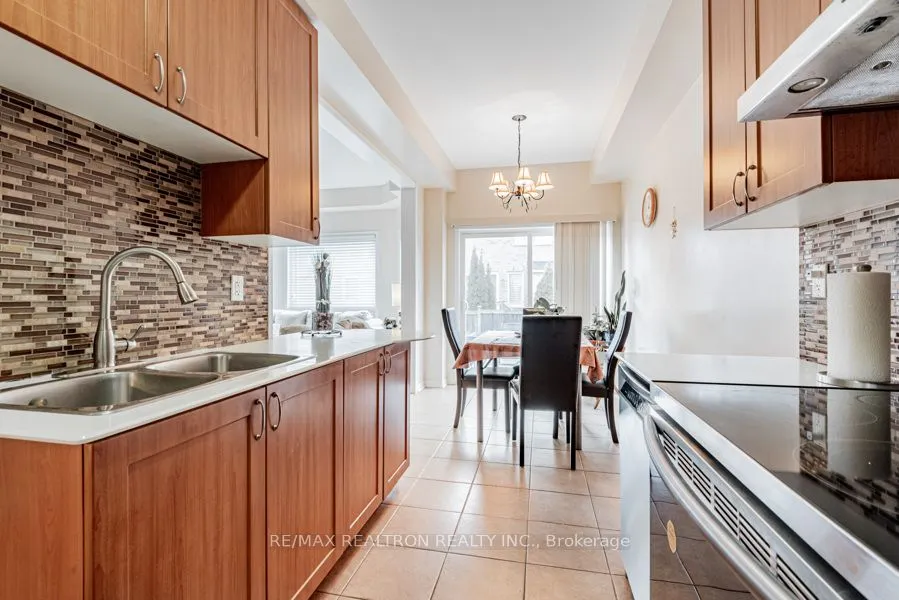 15 Brumstead Drive N
