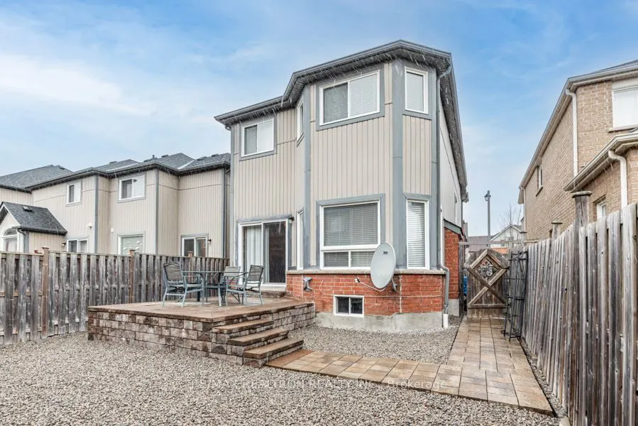 15 Brumstead Drive N