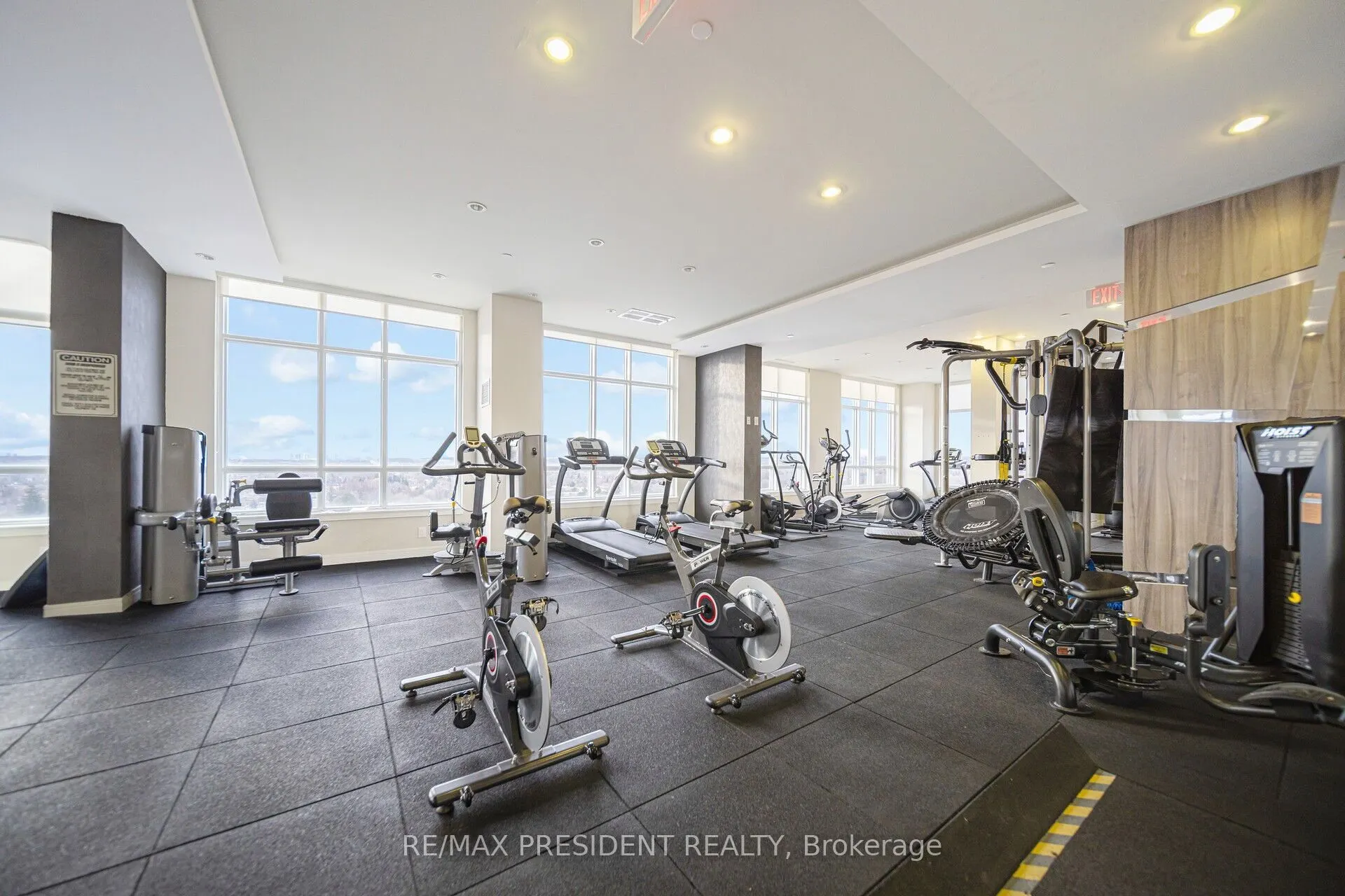 9191 Yonge Street, #902 SW