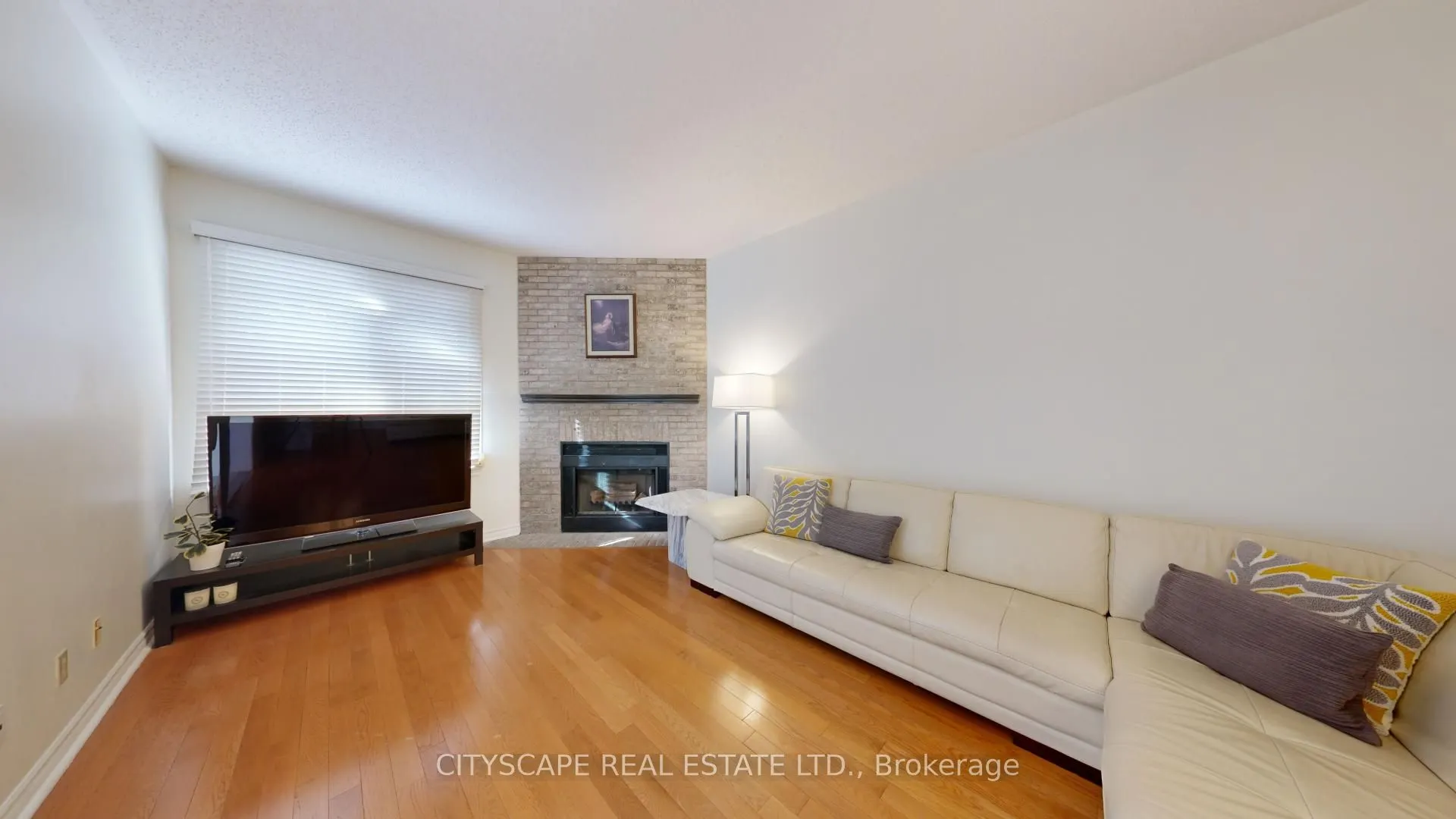 50 Oakhurst Drive