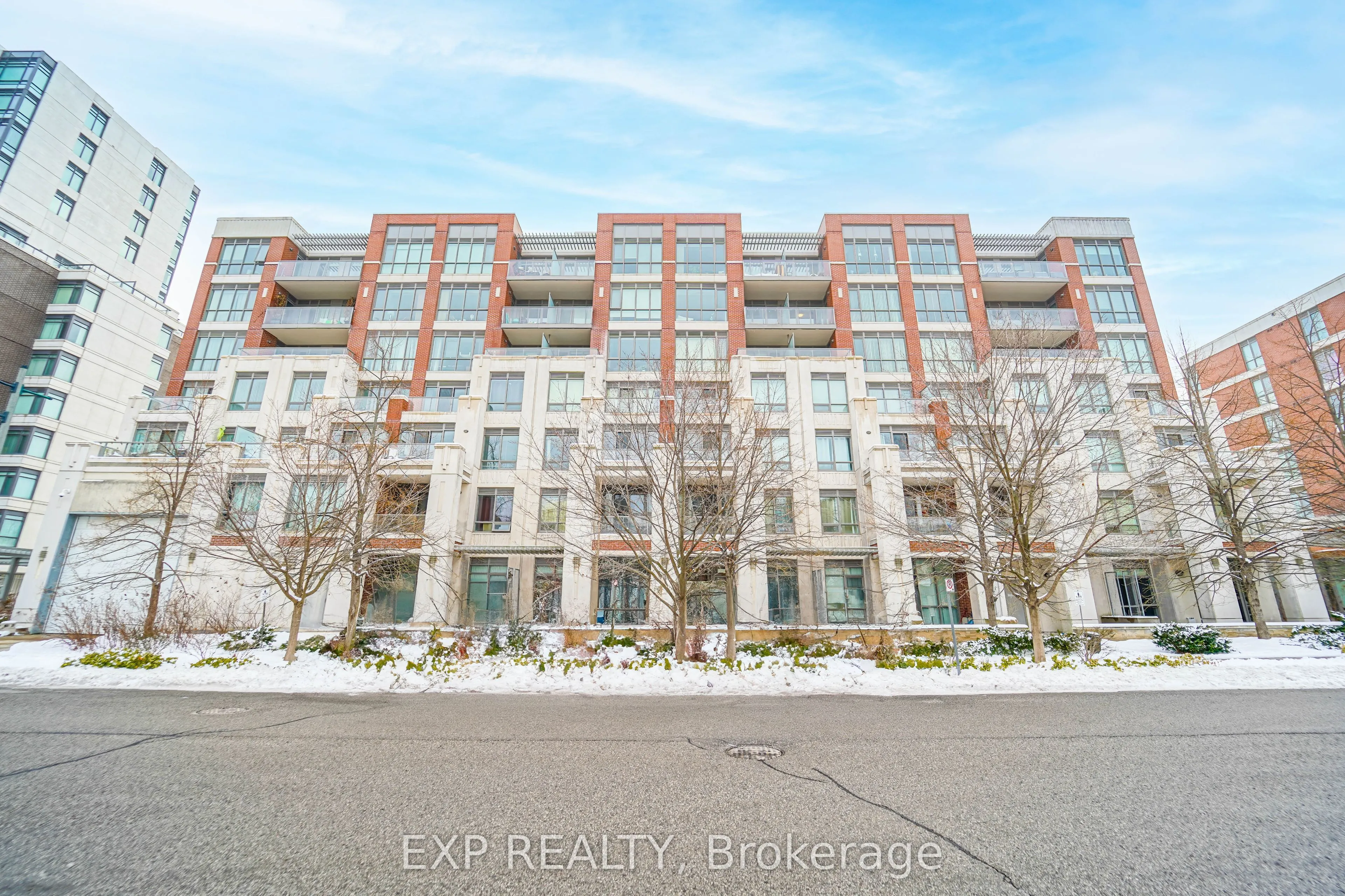 57 Upper Duke Crescent, #307