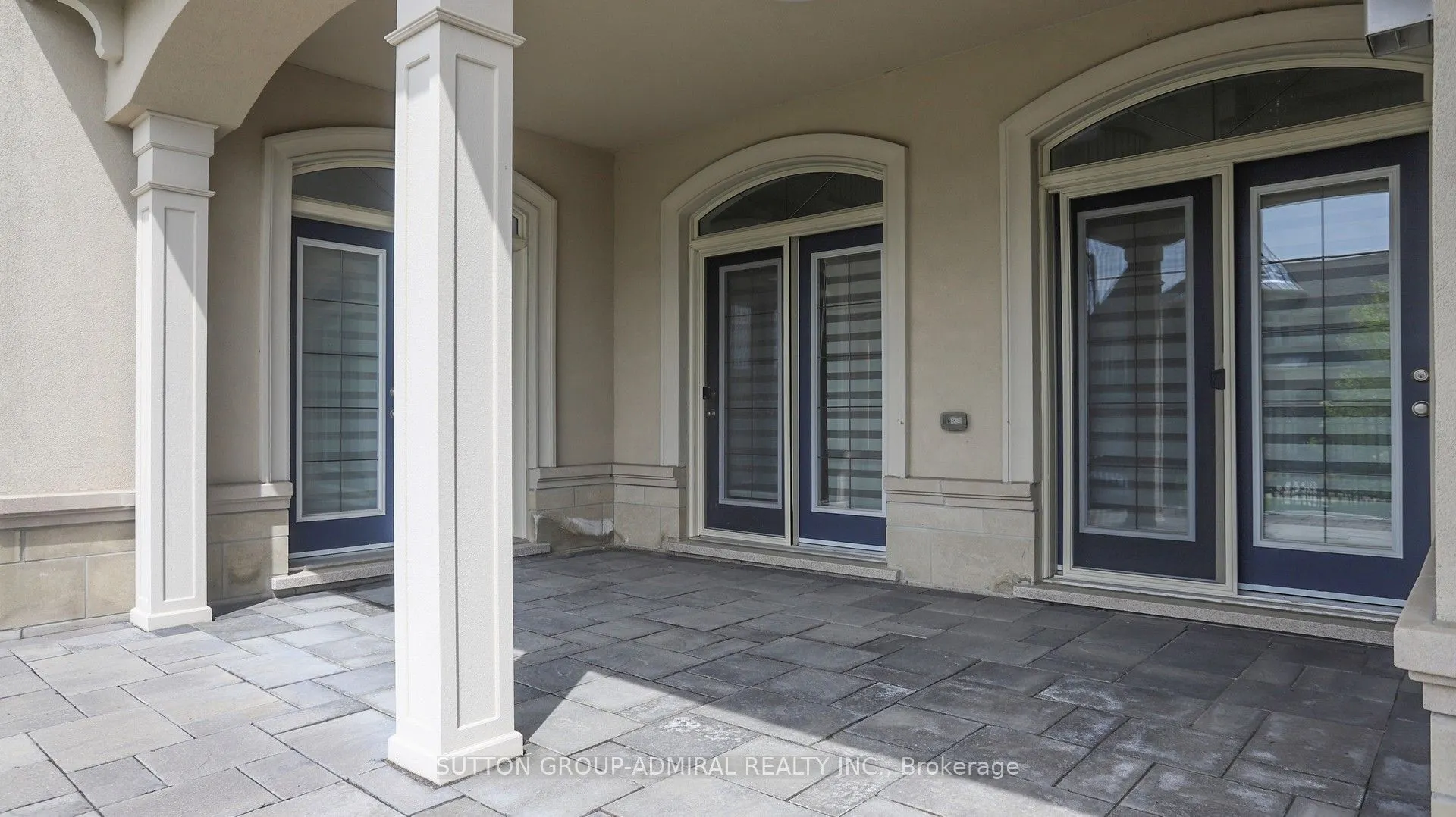 100 Virtue Crescent