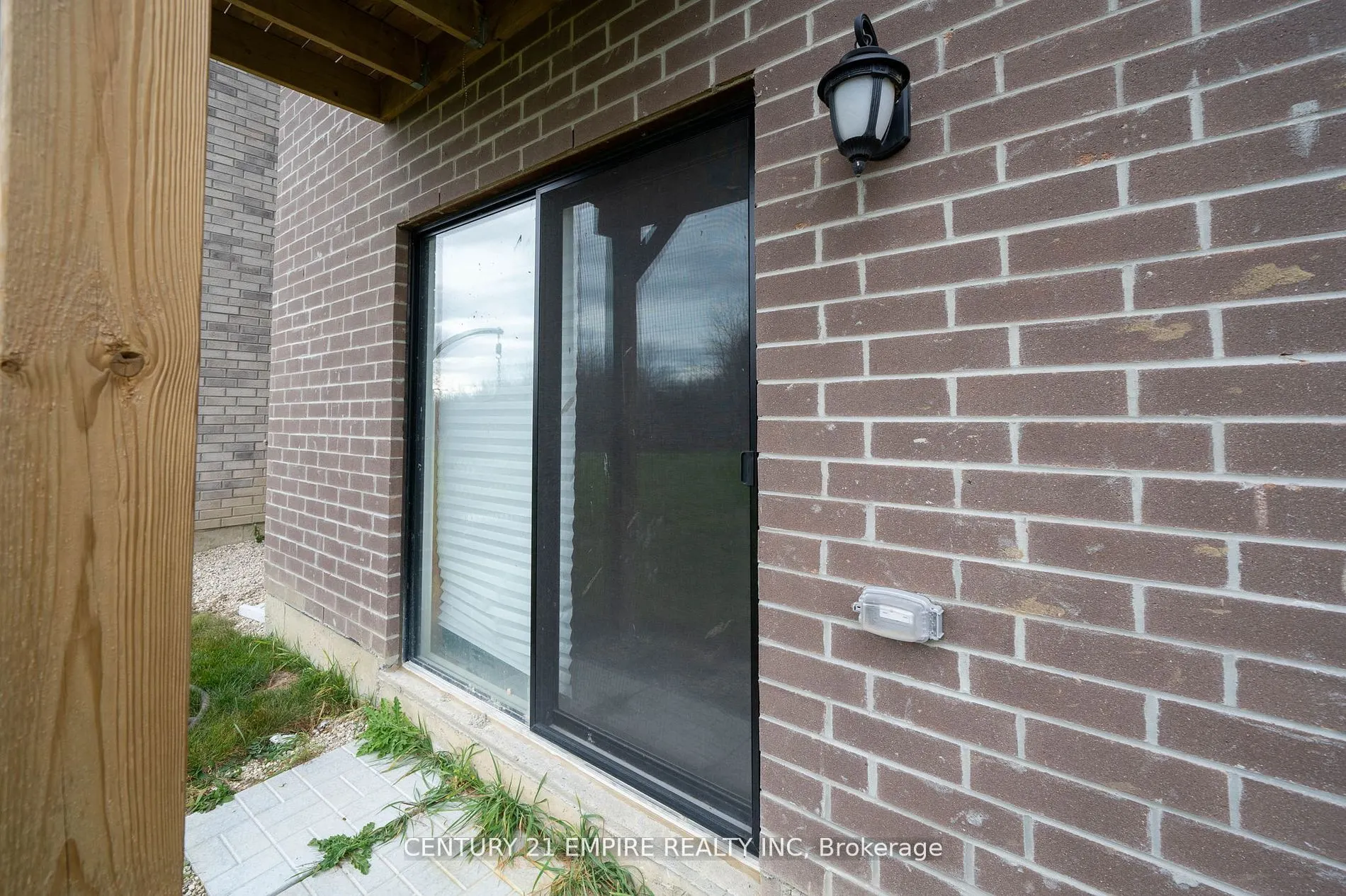 210 Ferragine Crescent