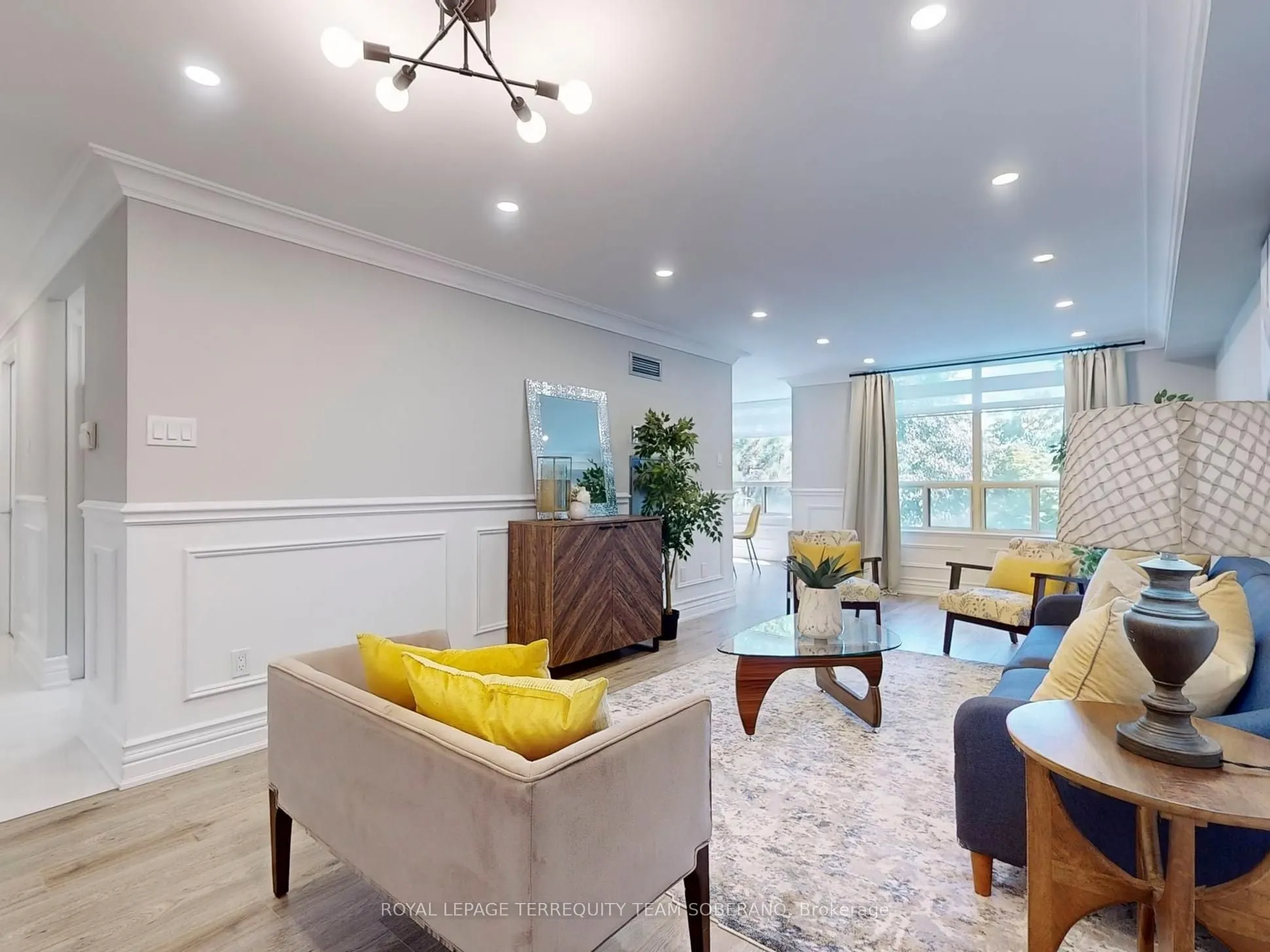 7 Townsgate Drive, #312