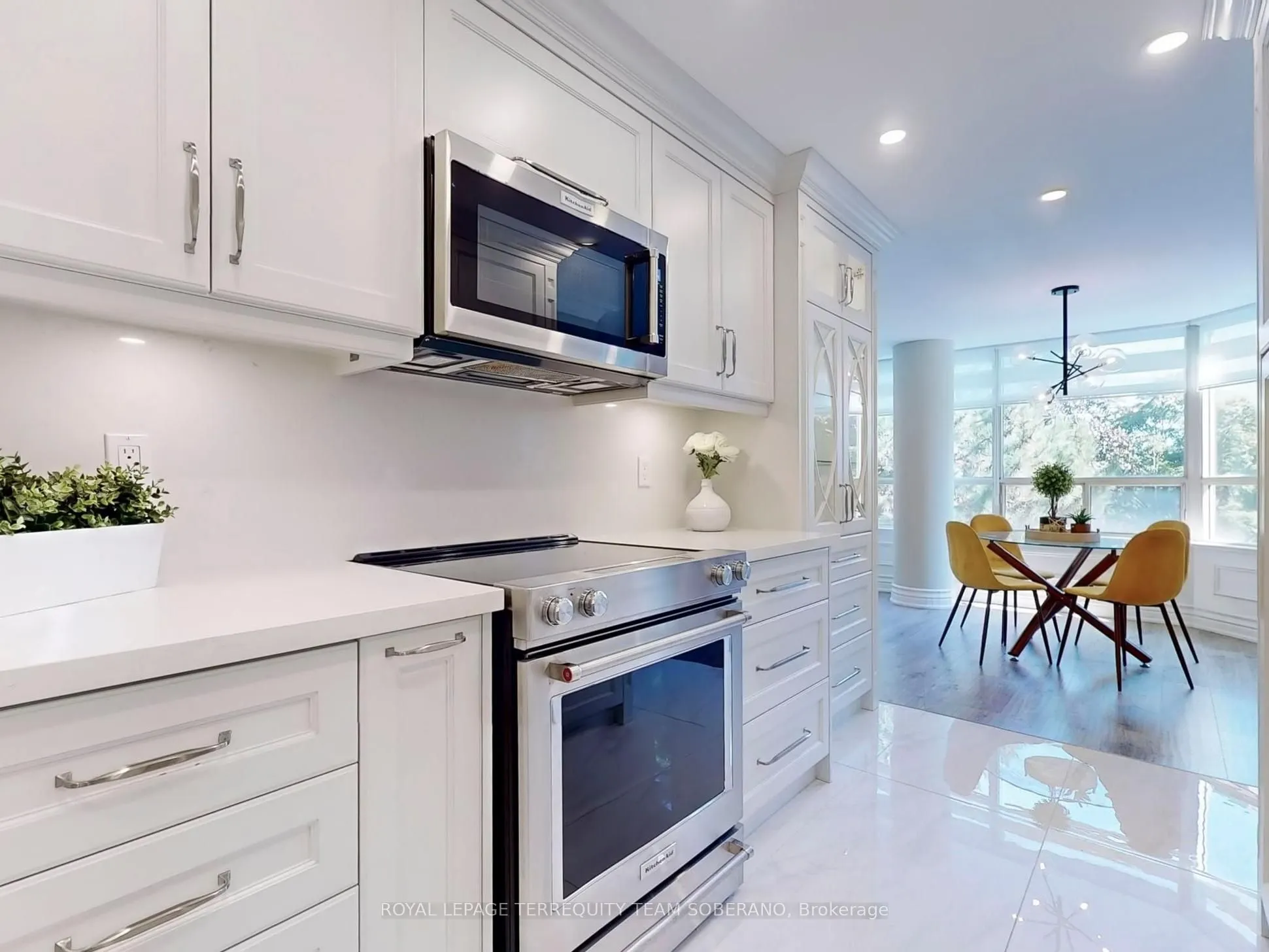 7 Townsgate Drive, #312