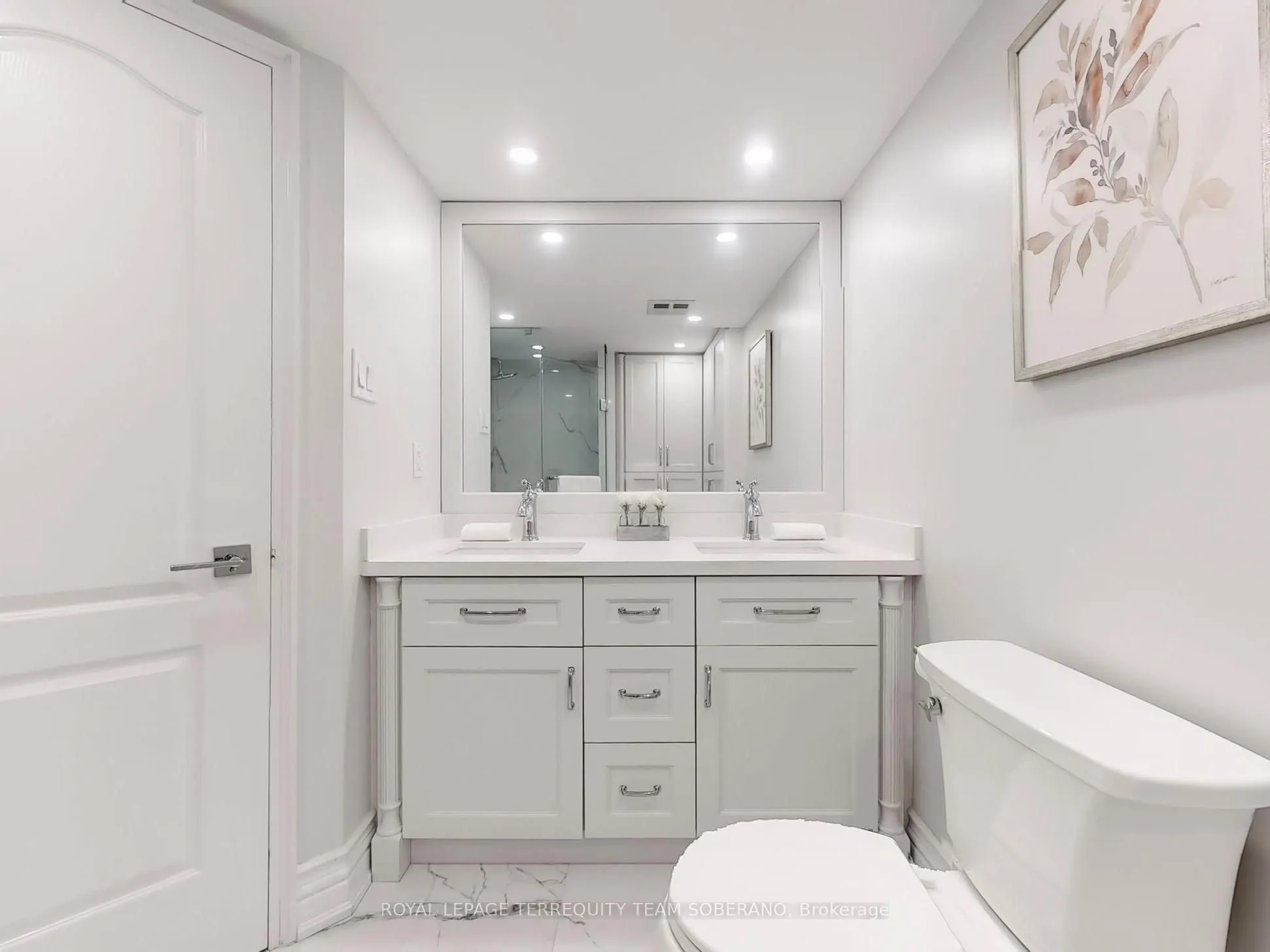 7 Townsgate Drive, #312