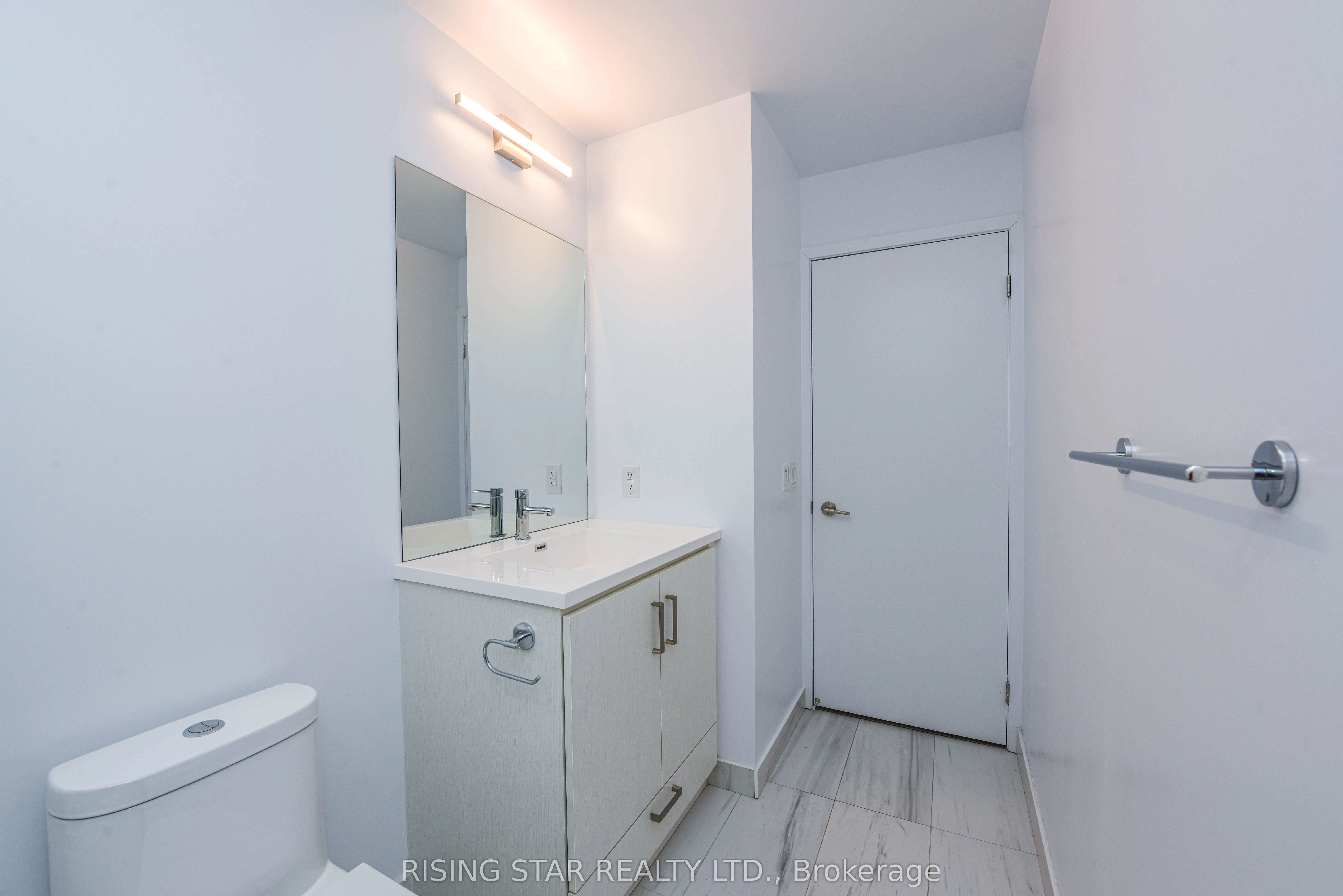60 honeycrisp Crescent, #617