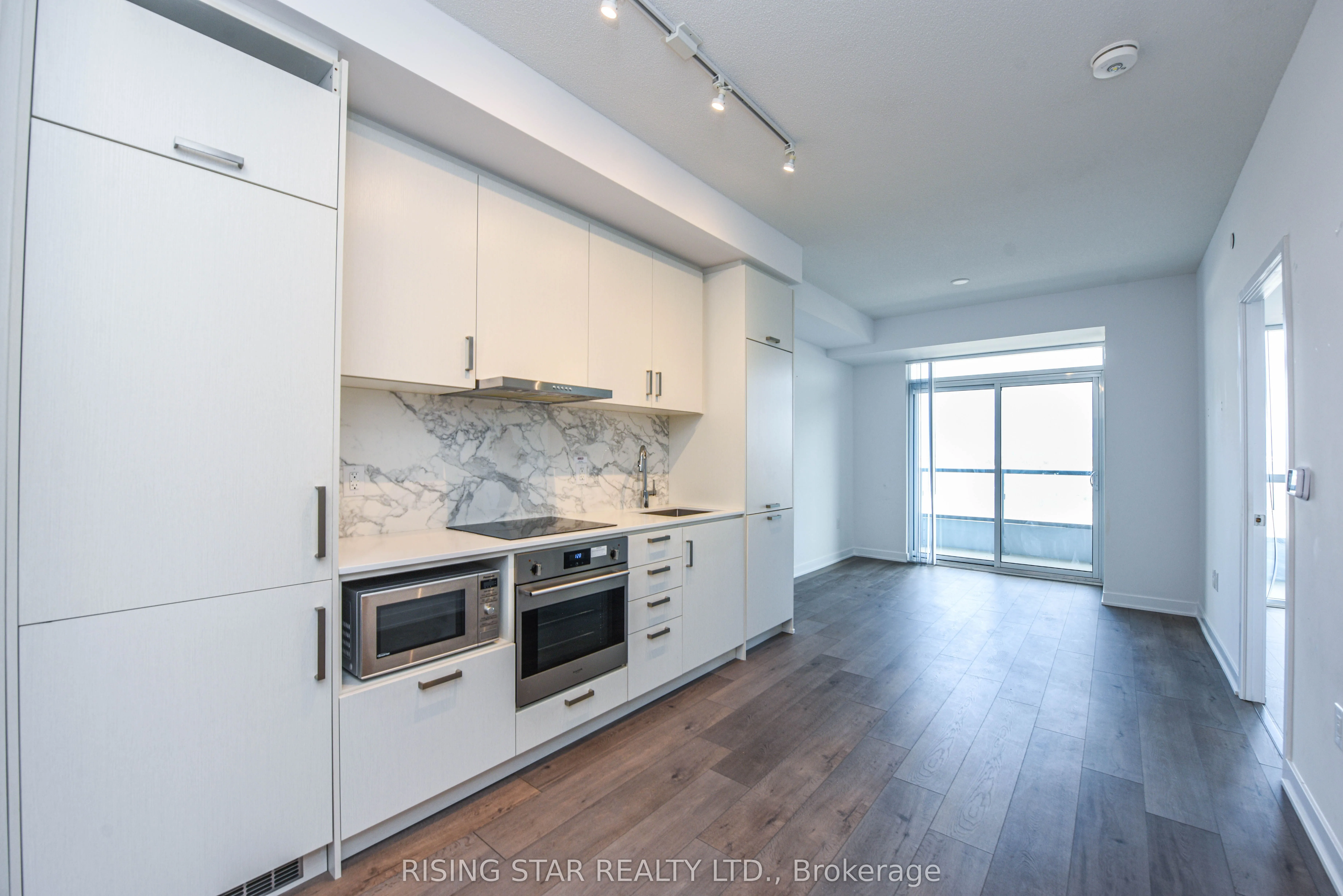 60 honeycrisp Crescent, #617