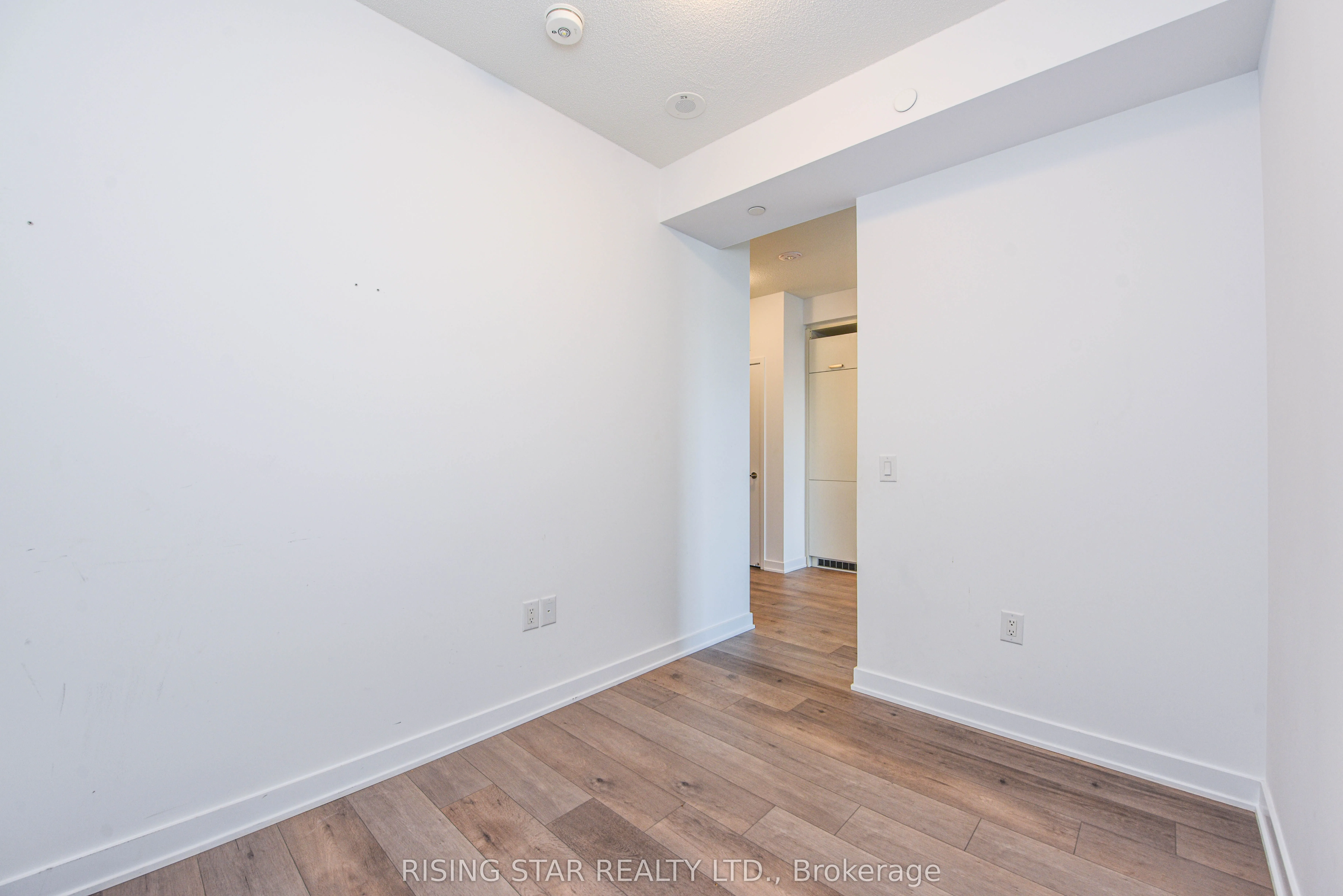 60 honeycrisp Crescent, #617