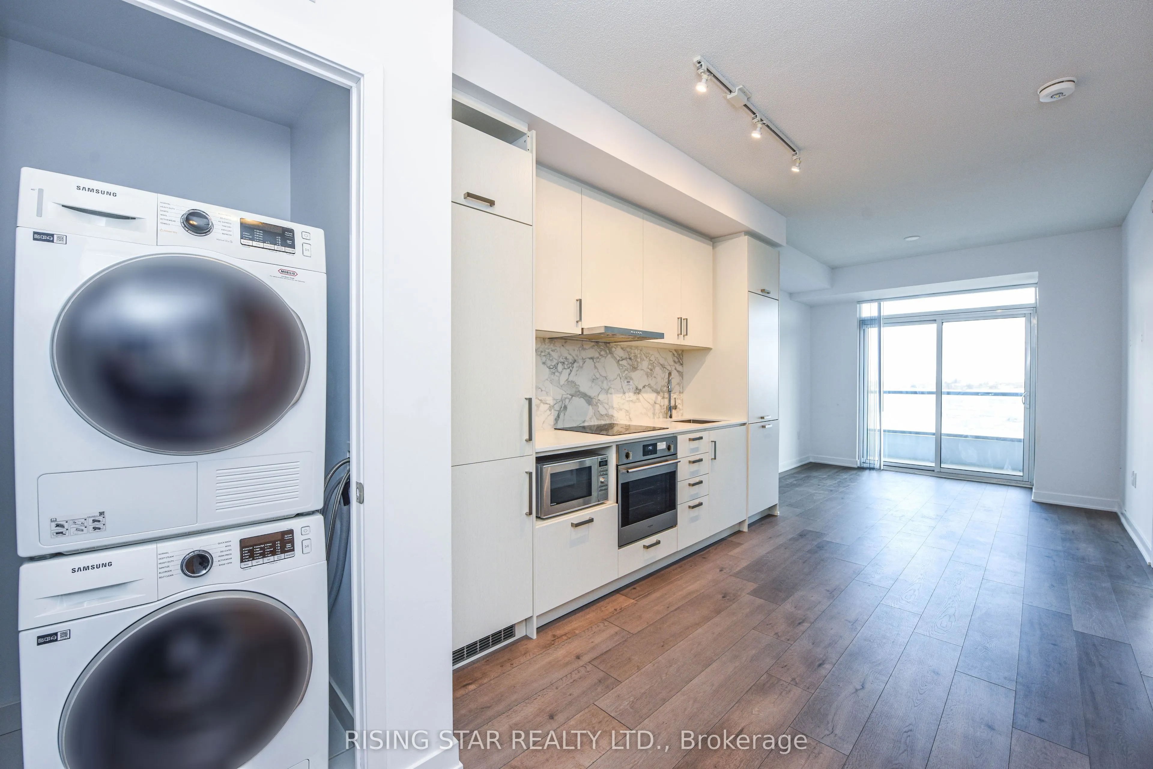 60 honeycrisp Crescent, #617