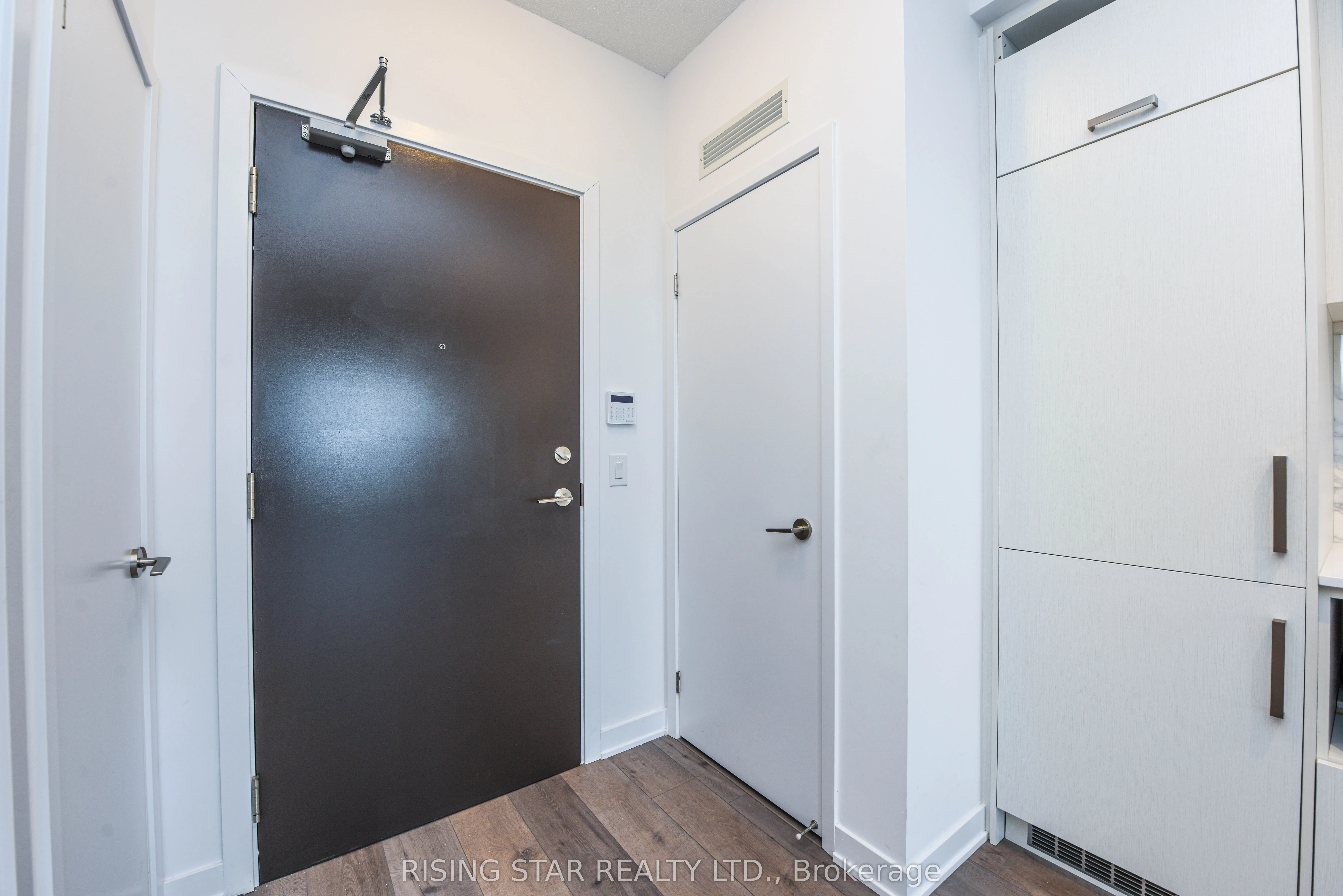 60 honeycrisp Crescent, #617