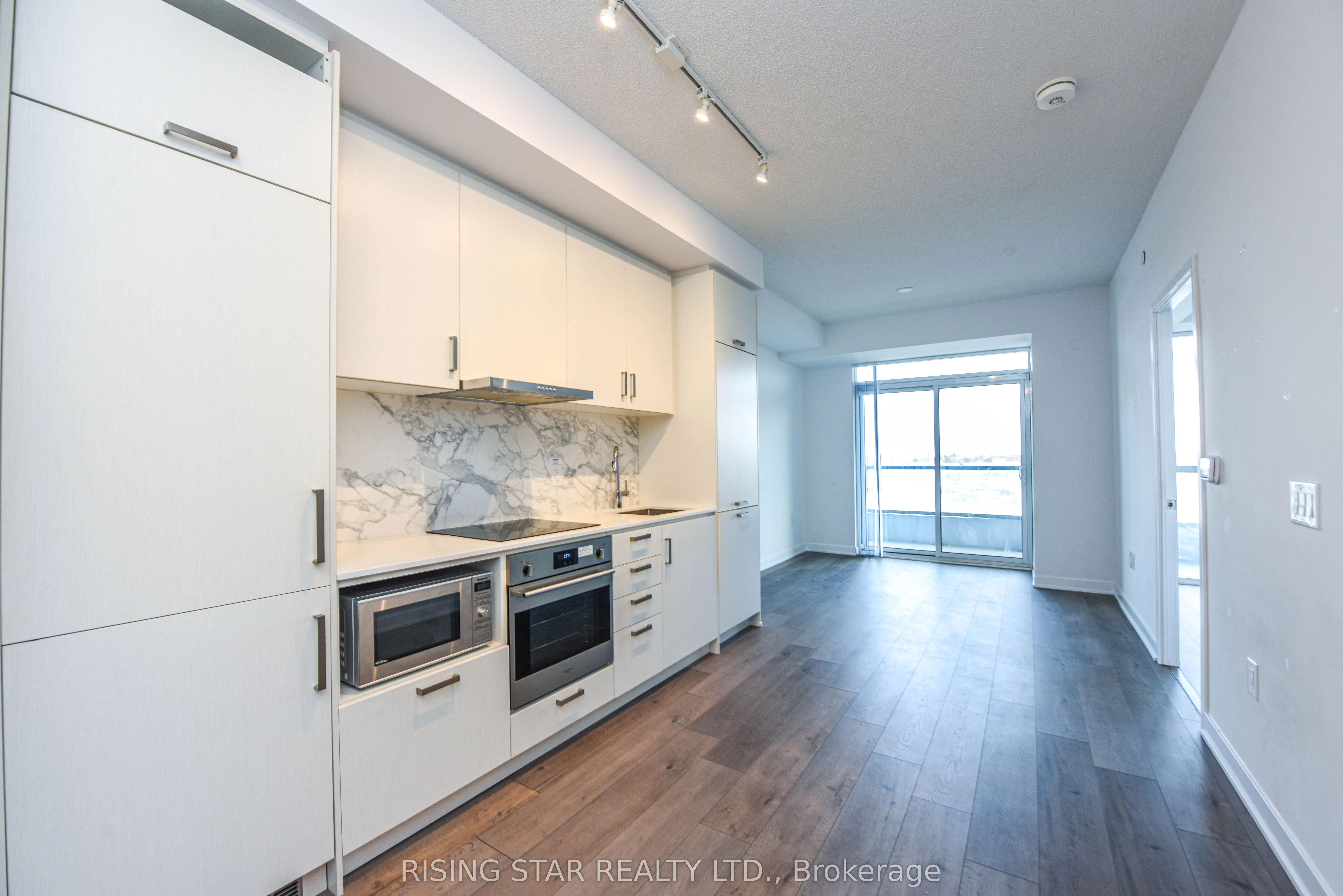 60 honeycrisp Crescent, #617