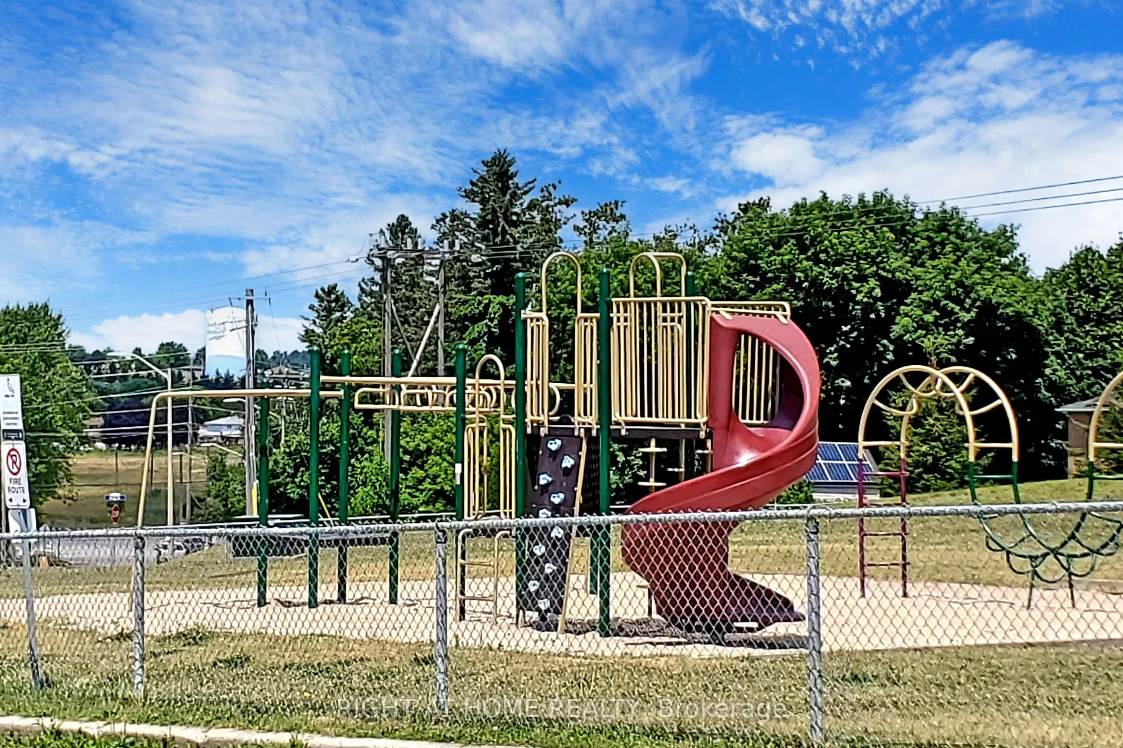 128 Milby Cres