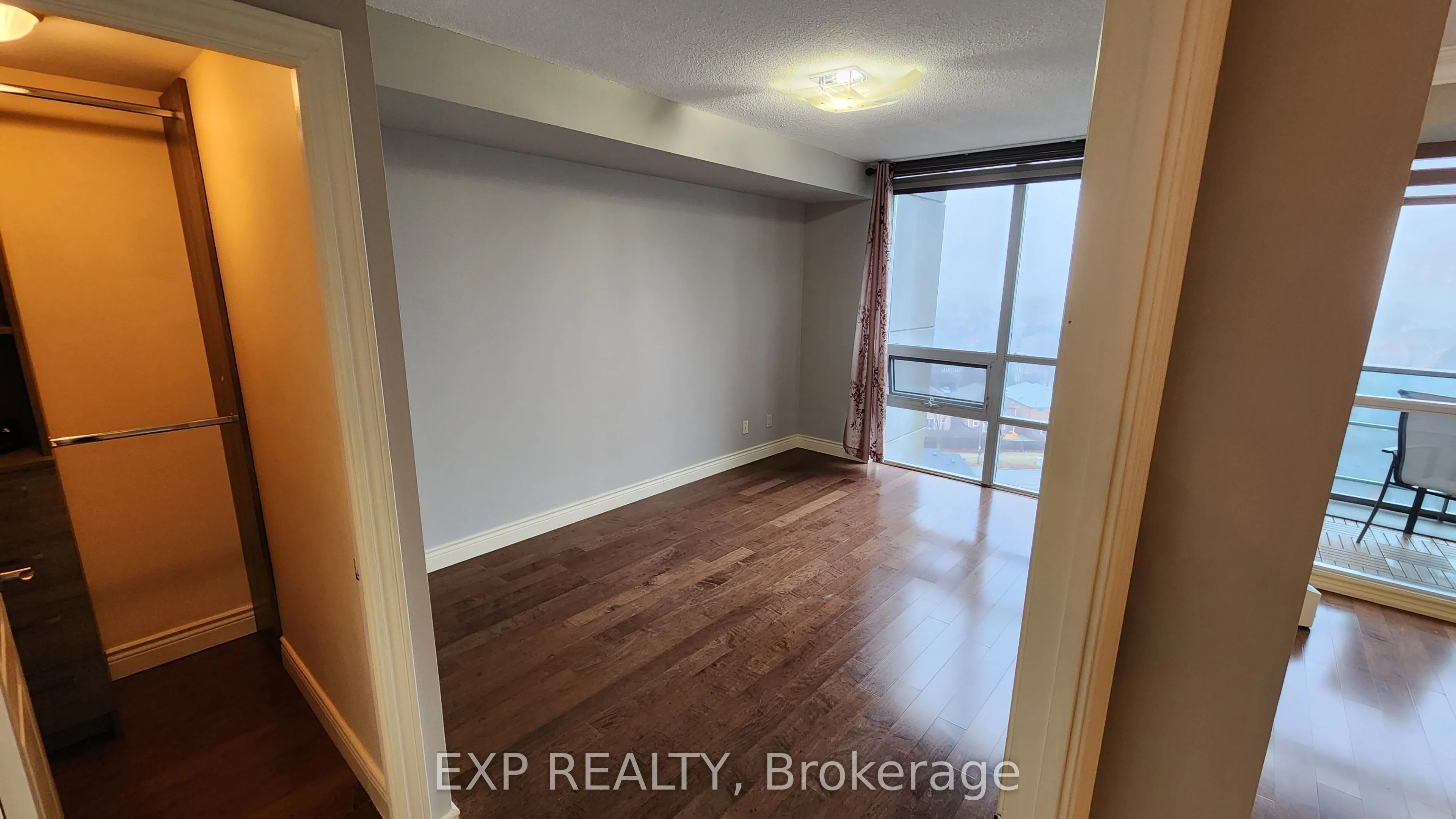 88 Promenade Circle, #1007